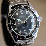 SURFKING Diver Wristwatch by WELSBRO Watch Co. Date Indicator Swiss Made Watch