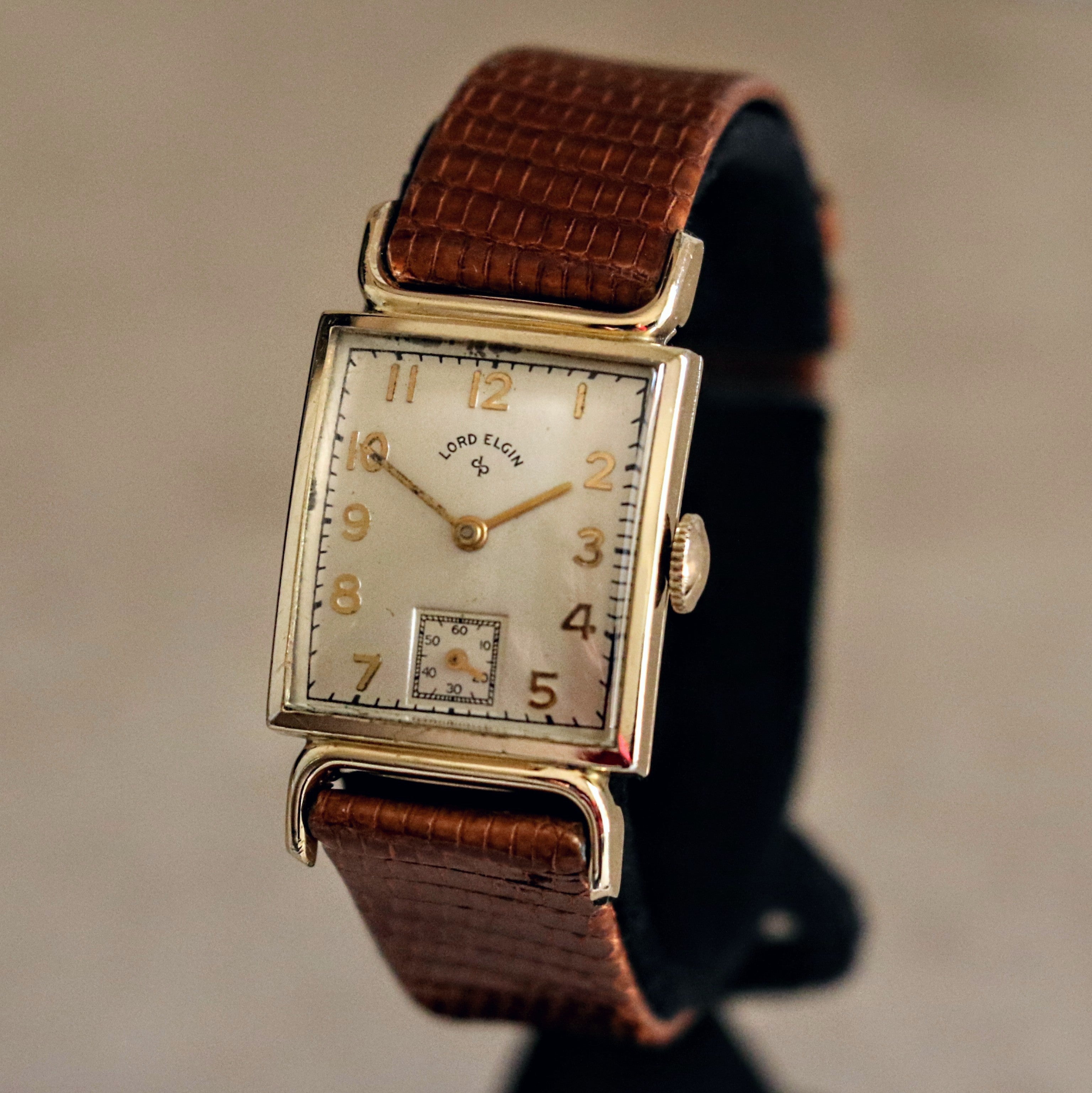 1950 LORD ELGIN Wristwatch 23 Jewels Grade 626 6 ADJ’s U.S.A. Made Vintage Watch