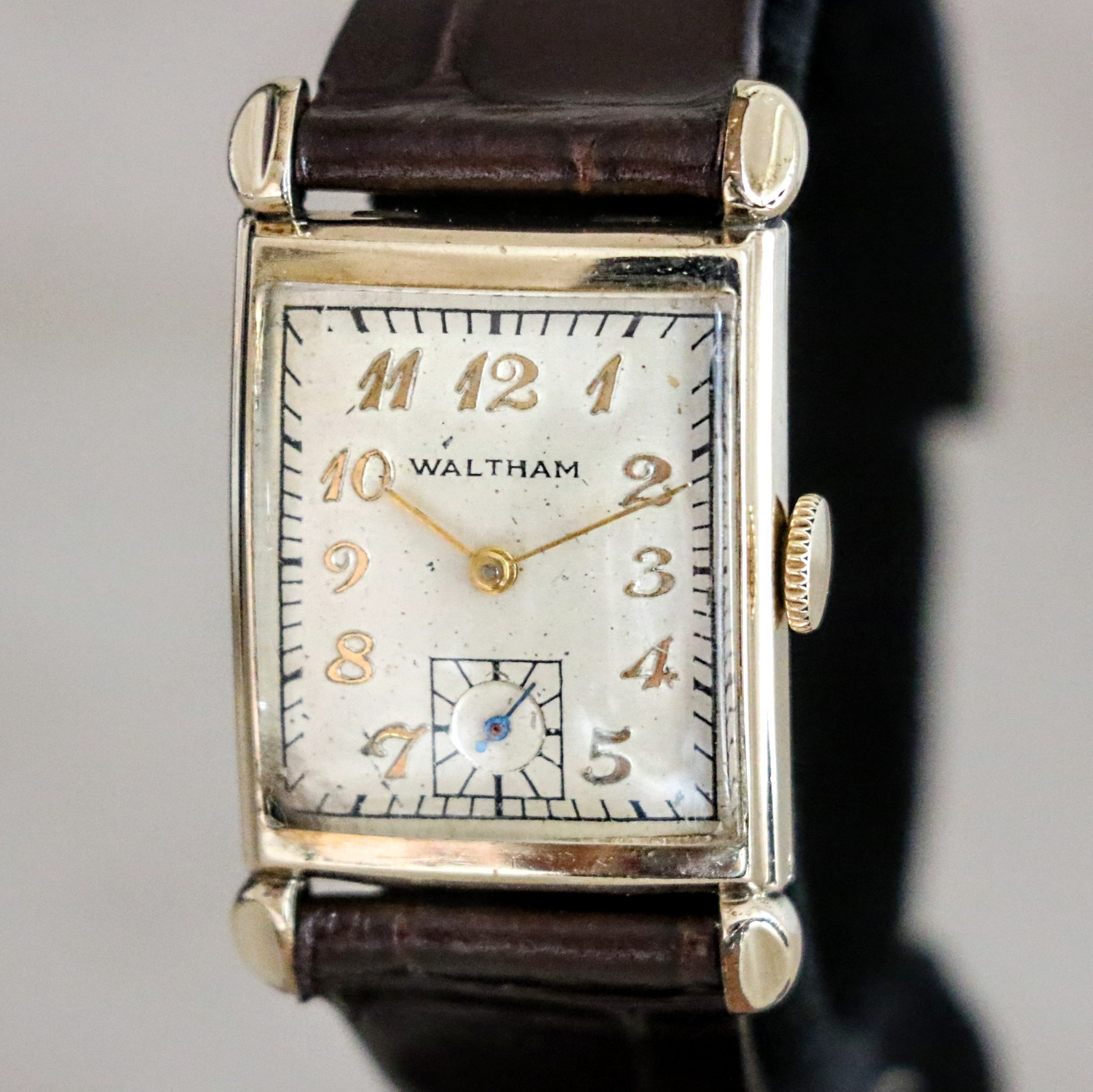 1940s WALTHAM Wristwatch 17 Jewels Cal. 750-B 4 ADJ'S Vintage U.S.A. Watch