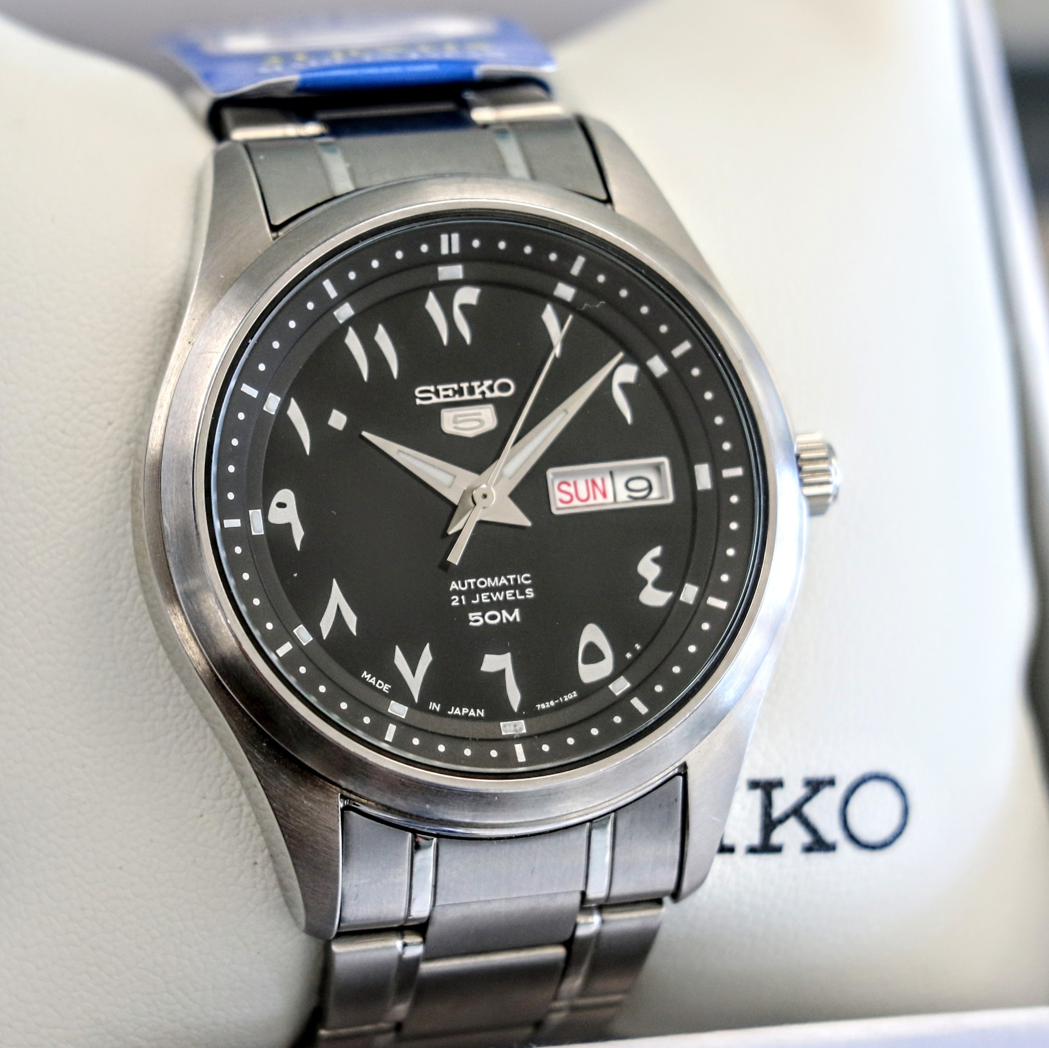 SEIKO 5 Automatic Watch Black Arabic Dial Wristwatch Ref. SNKP21J1 Box & Papers!