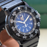 Vintage LUMINOX Navy Seals Watch 200m/660ft Blue Dial Date Indicator Wristwatch