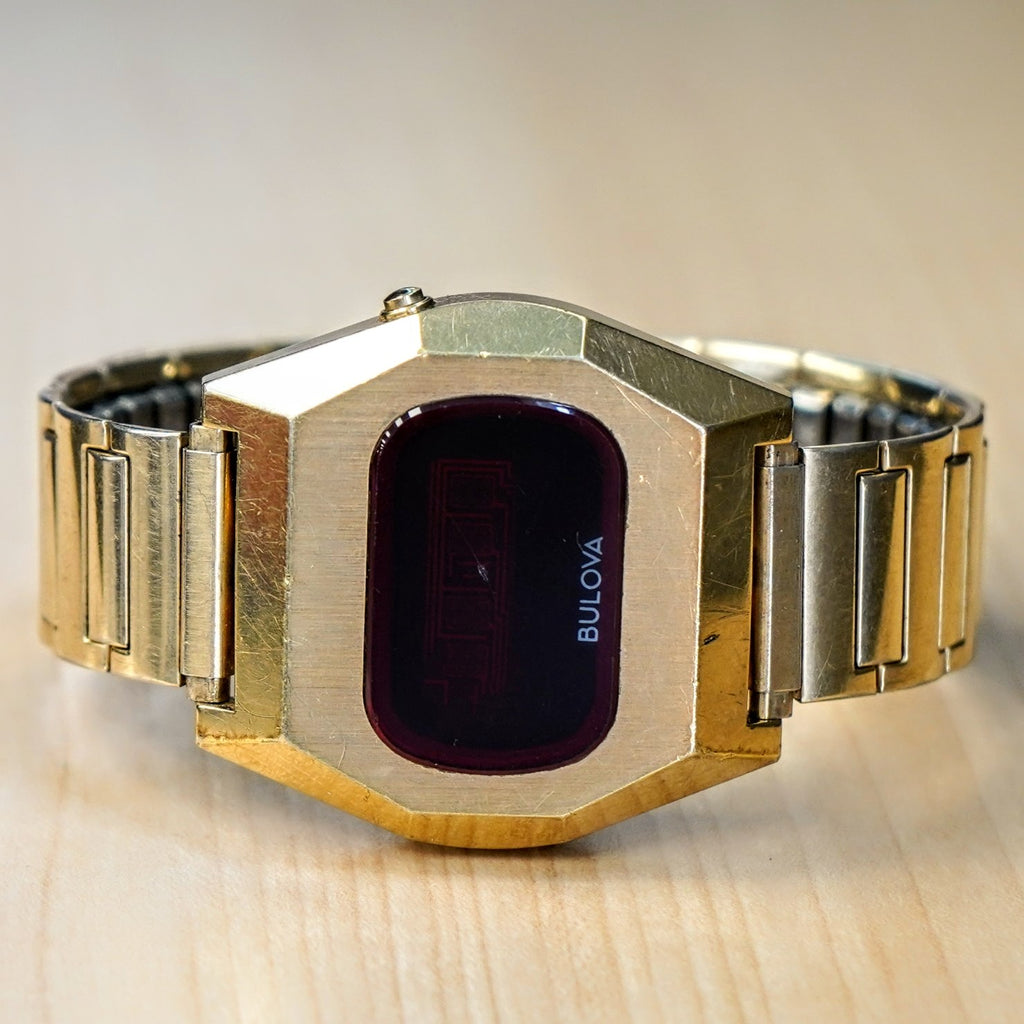 Bulova Red Led Module Replacement 1976 BULOVA Computron Watch Red LED Display Digital Wristwatch - CELL ...