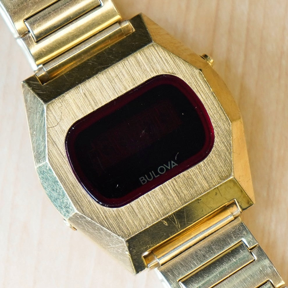 Bulova Red Led Module Replacement 1976 BULOVA Computron Watch Red LED Display Digital Wristwatch - CELL ...