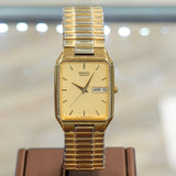 Vintage SEIKO Quartz Day/Date -  7N33-5028 Original Seiko Flex Bracelet Vintage Wristwatch