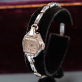 Vintage Ladies BENRUS Watch 17 Jewels Fancy Case and Lugs & Original Flex Bracelet Swiss