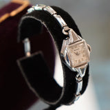 Vintage Ladies BENRUS Watch 17 Jewels Fancy Case and Lugs & Original Flex Bracelet Swiss