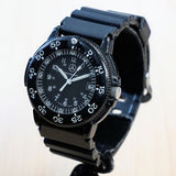Mercedes Benz LUMINOX Navy Seal Dive Military Watch Date Indicator Swiss Wristwatch