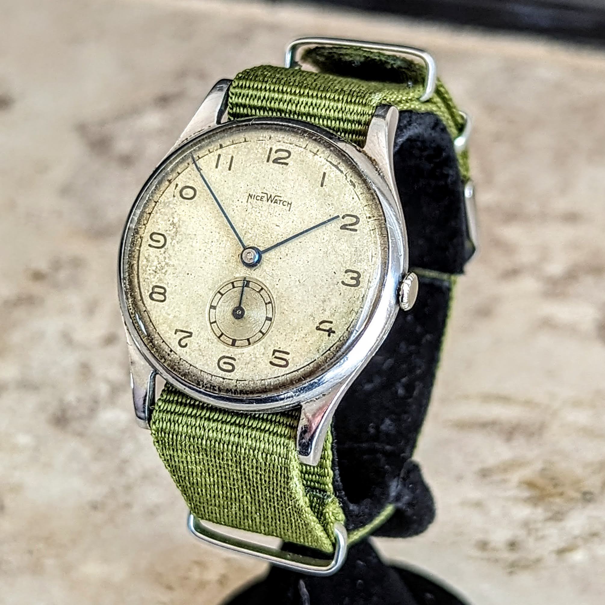 NICE WATCH Military Style 34.5mm Wristwatch Swiss Cal. ETA 960 Watch