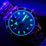 SURFKING Diver Wristwatch by WELSBRO Watch Co. Date Indicator Swiss Made Watch