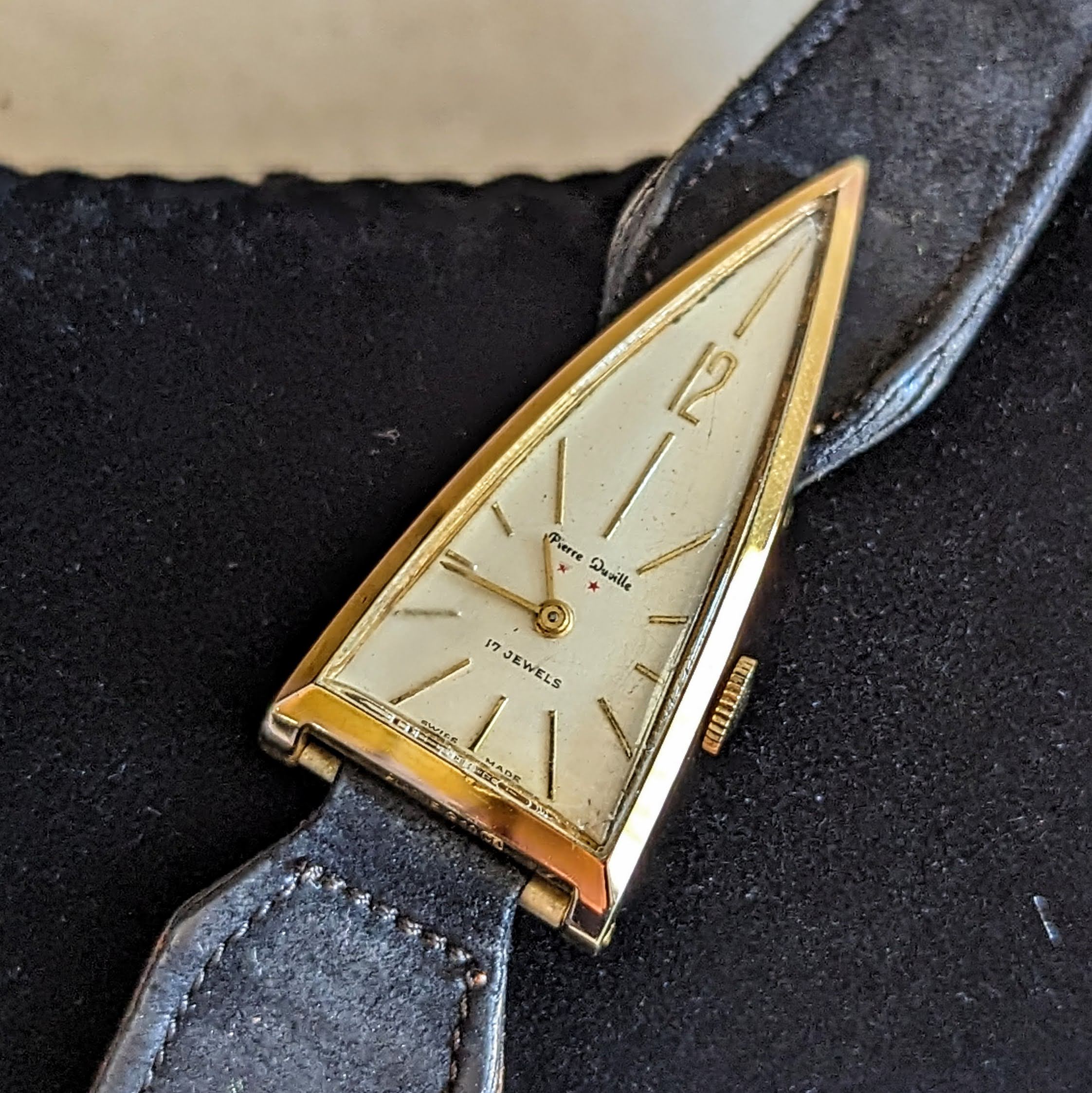 Triangle Watch Retro PIERRE DUVILLE “A Parabolic Watch” 17 Jewels Triangle Vintage Wristwat ...