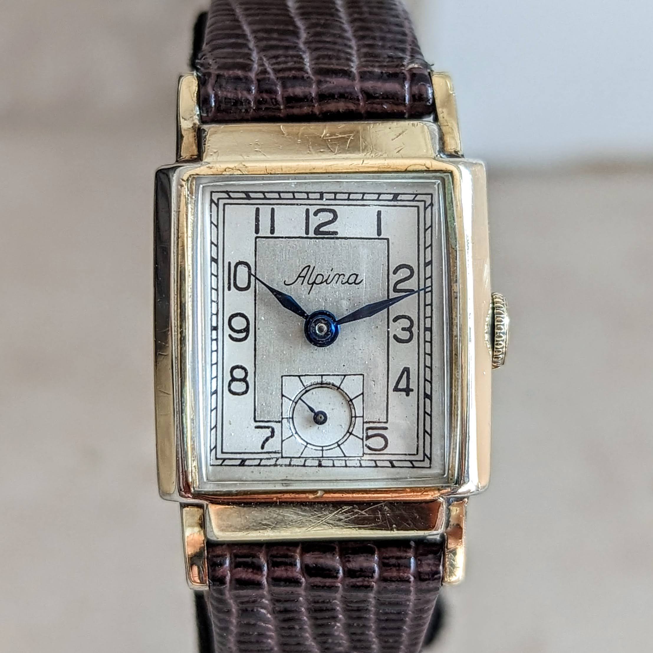 1950s ALPINA Wristwatch 17 Jewels Cal. 566 Swiss Made 10K GF Watch