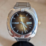 WALTHAM VACUUM Automatic Wristwatch Day/Date 1970s Vintage Watch