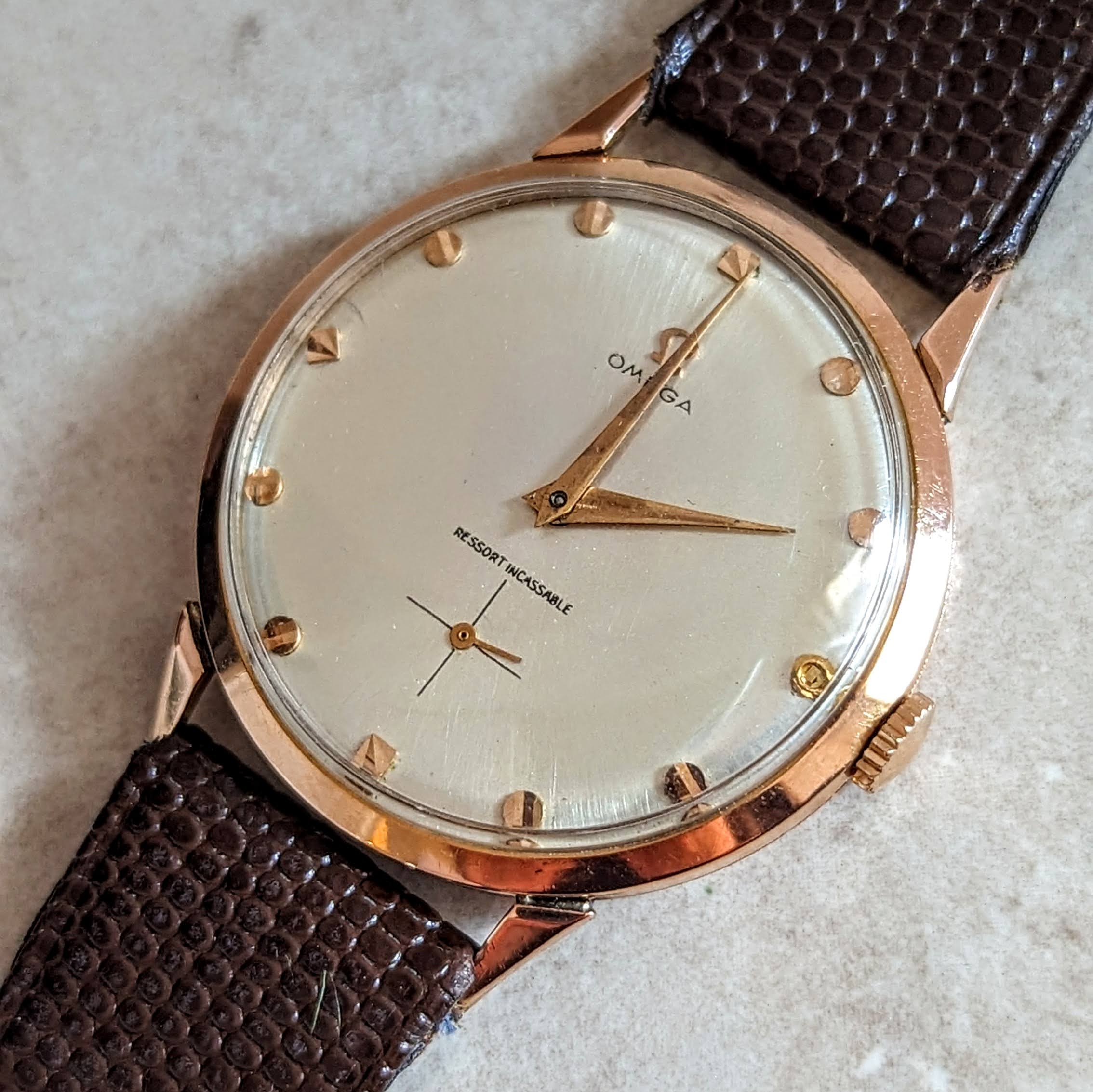 1954 OMEGA Jumbo Wristwatch 37mm 18K Rose Gold Vintage “Ressort Incassable” Watch