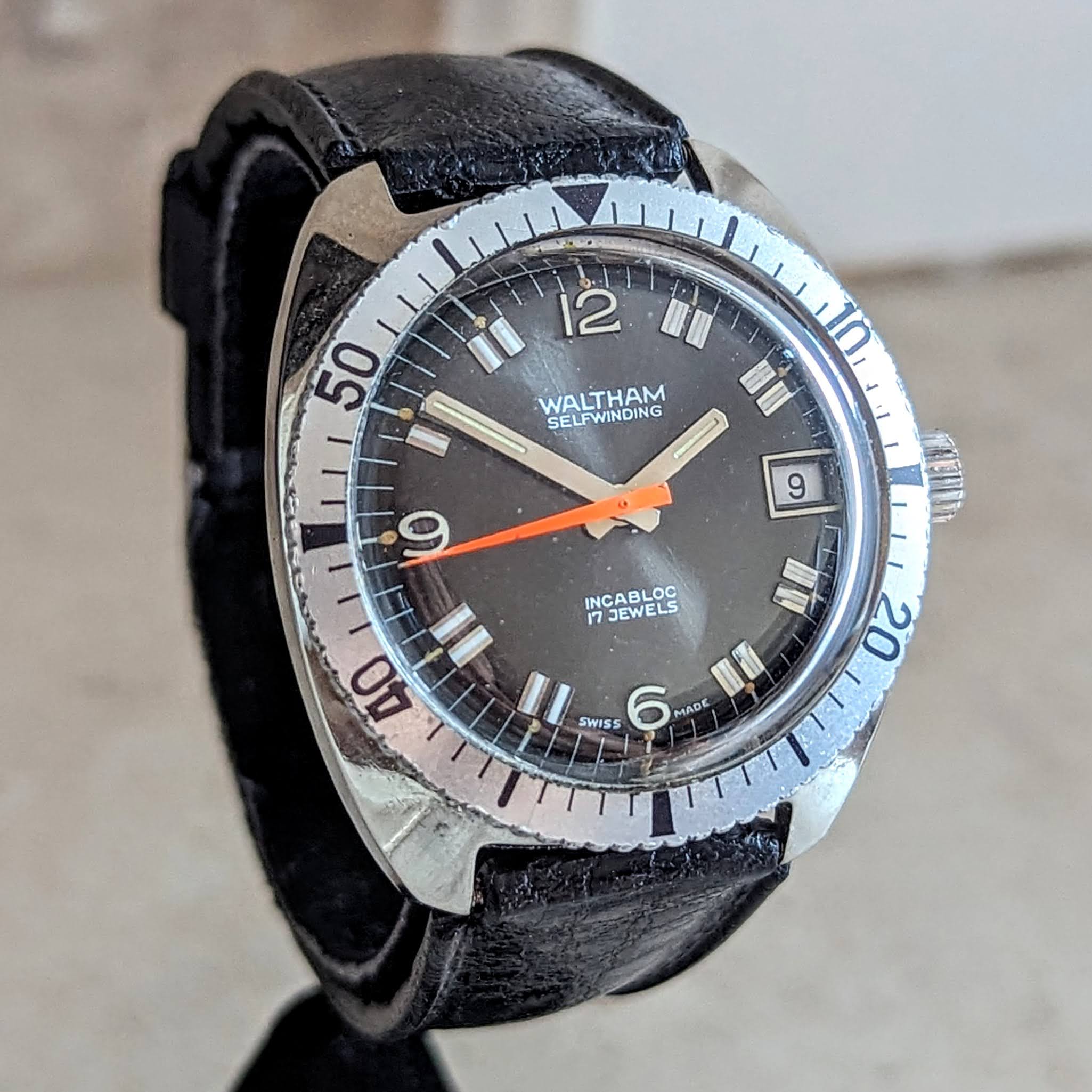 WALTHAM Selwinding Wristwatch Vintage Skindiver Watch 17 Jewels