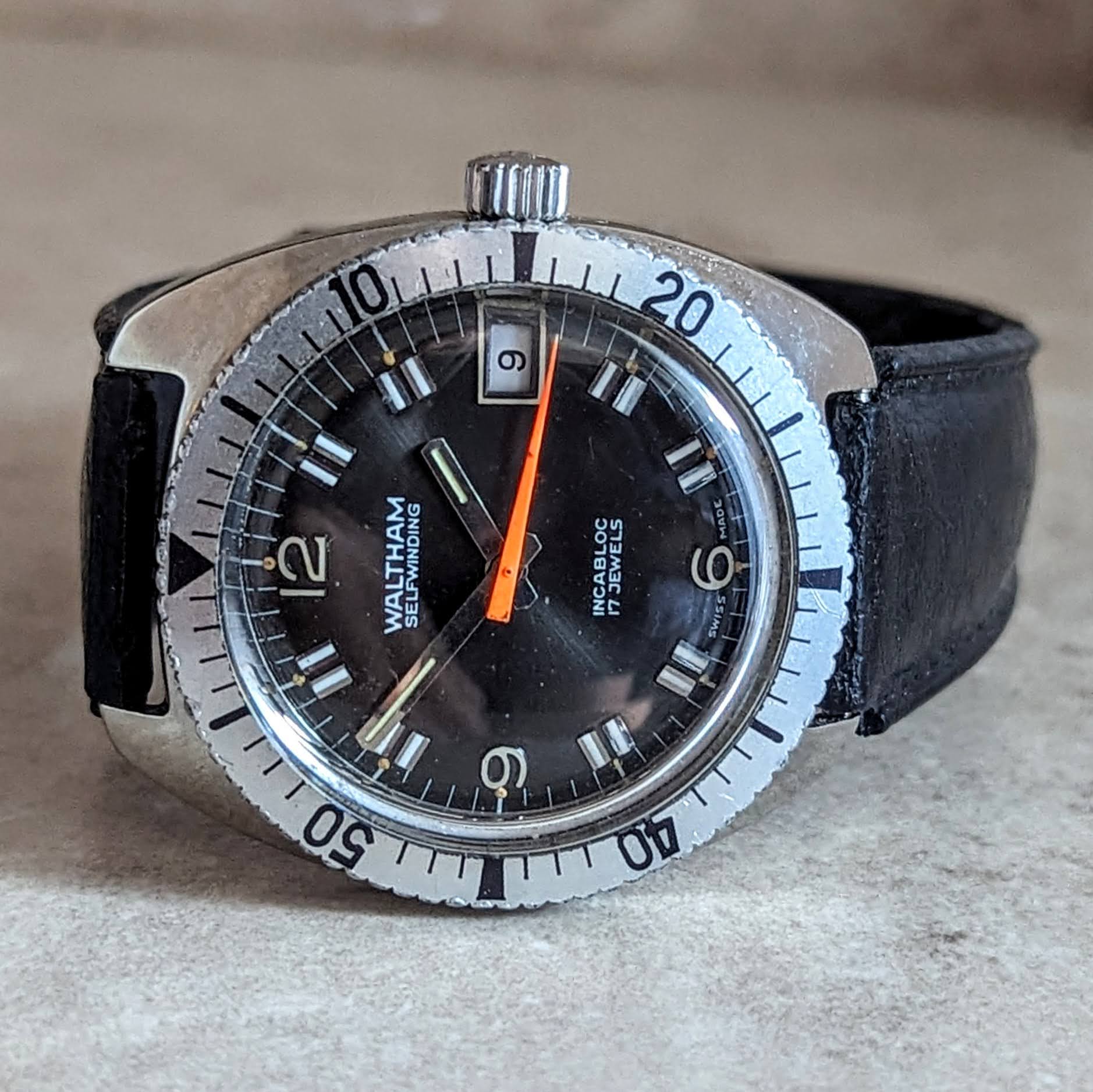 WALTHAM Selwinding Wristwatch Vintage Skindiver Watch 17 Jewels