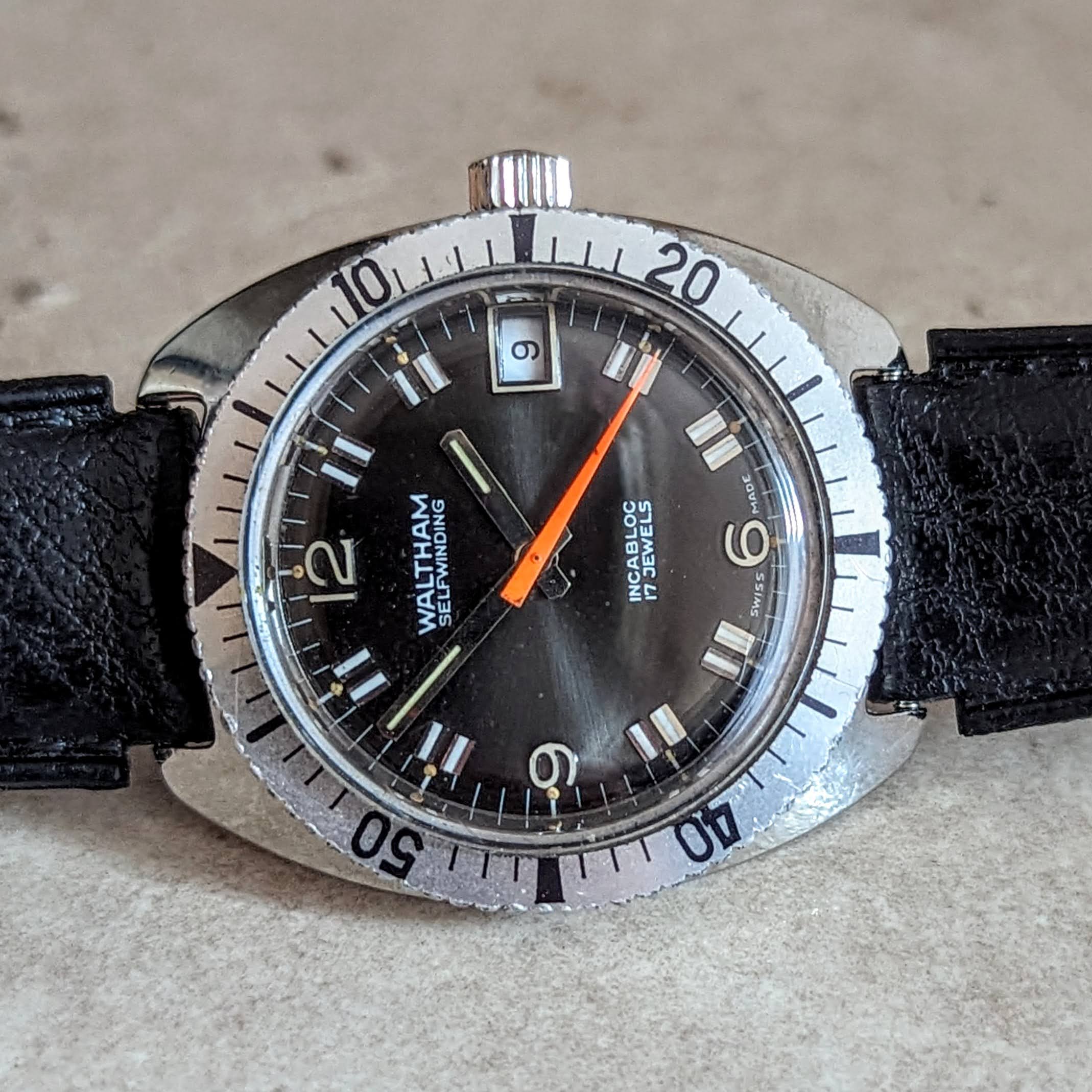 WALTHAM Selwinding Wristwatch Vintage Skindiver Watch 17 Jewels