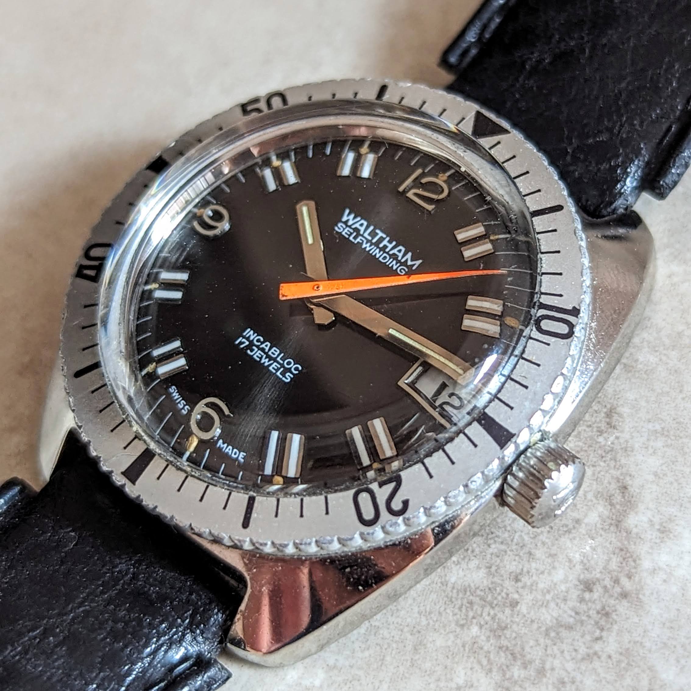 WALTHAM Selwinding Wristwatch Vintage Skindiver Watch 17 Jewels