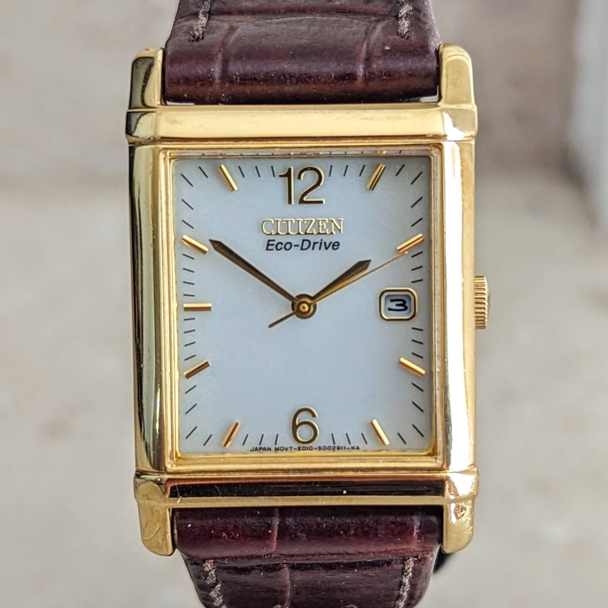 CITIZEN Eco-Drive Watch Date Indicator Quartz Vintage Wristwatch B011-S071003