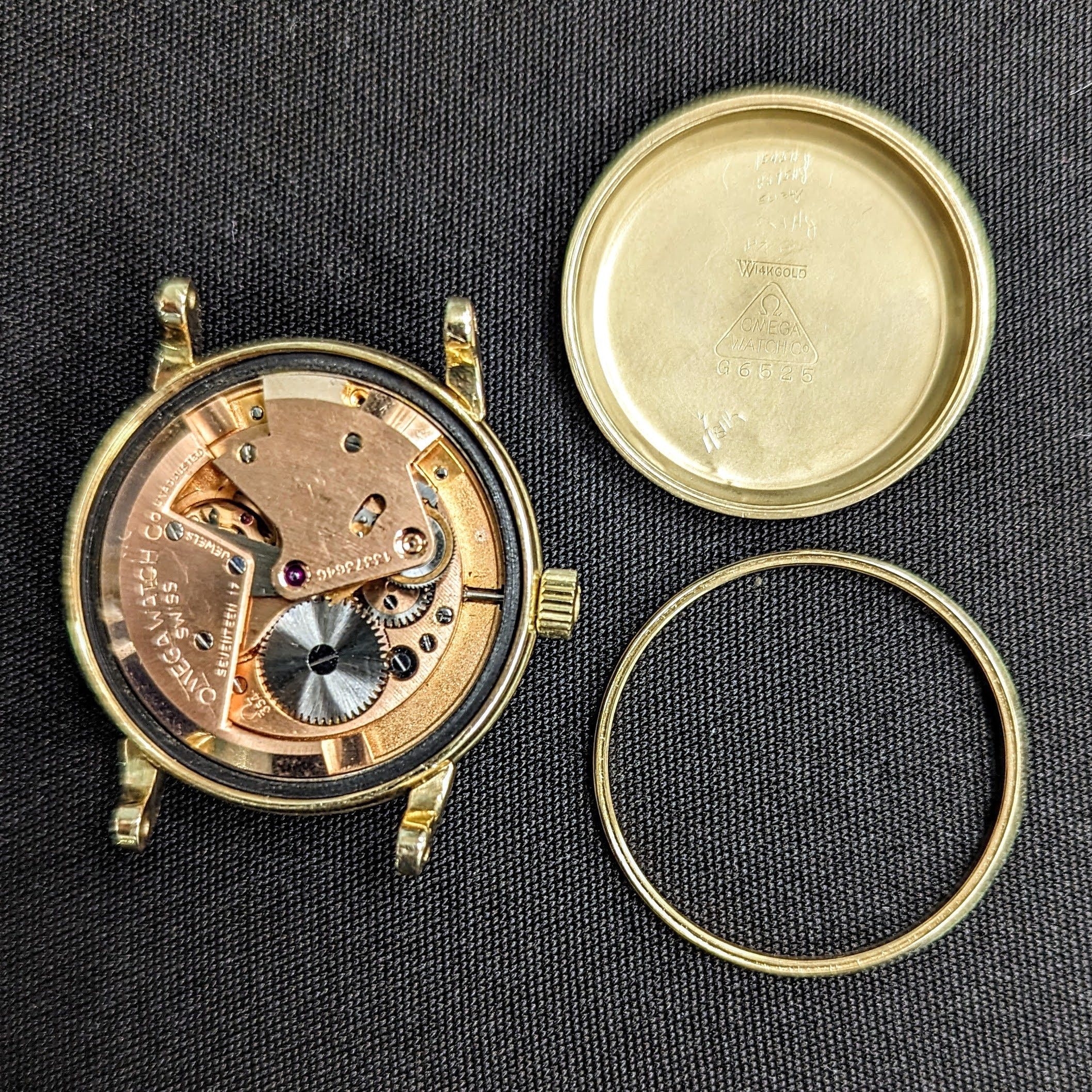 1952 OMEGA Automatic Wristwatch 14K SOLID GOLD Ref. G6525 Vintage Bumper Automatic Wristwatch