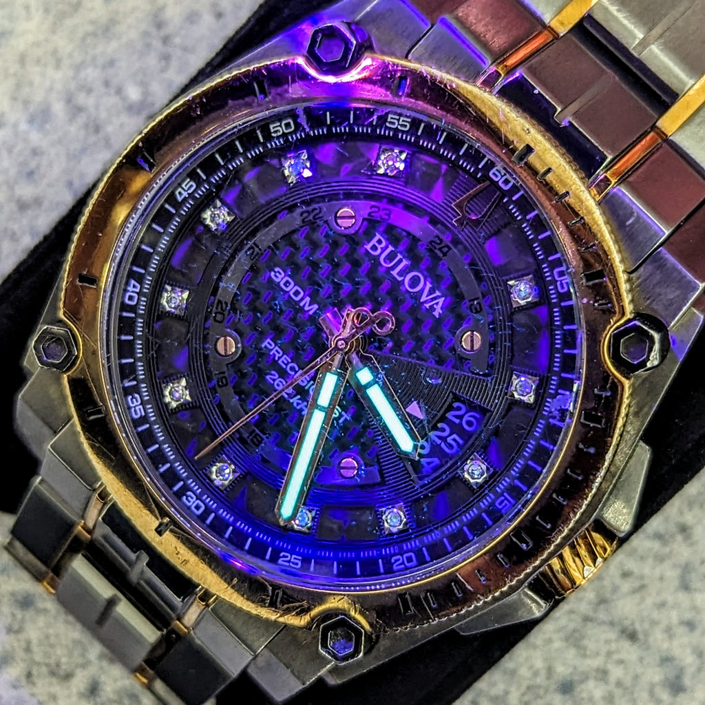 BULOVA 300M Precisionist 262kHz Diamond Dial - 98D149 - In Box & Extra ...