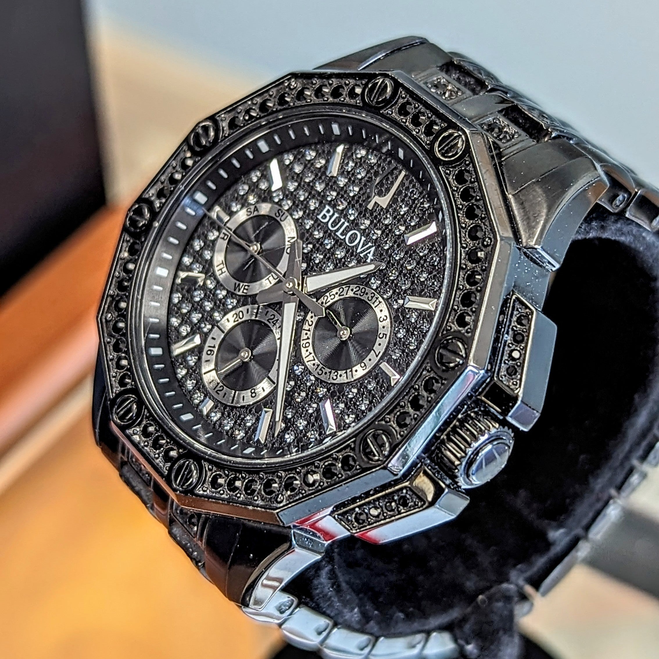 BULOVA Octava Crystal Watch 98C134 300 Crystales on the Black Tone Stainless Steel