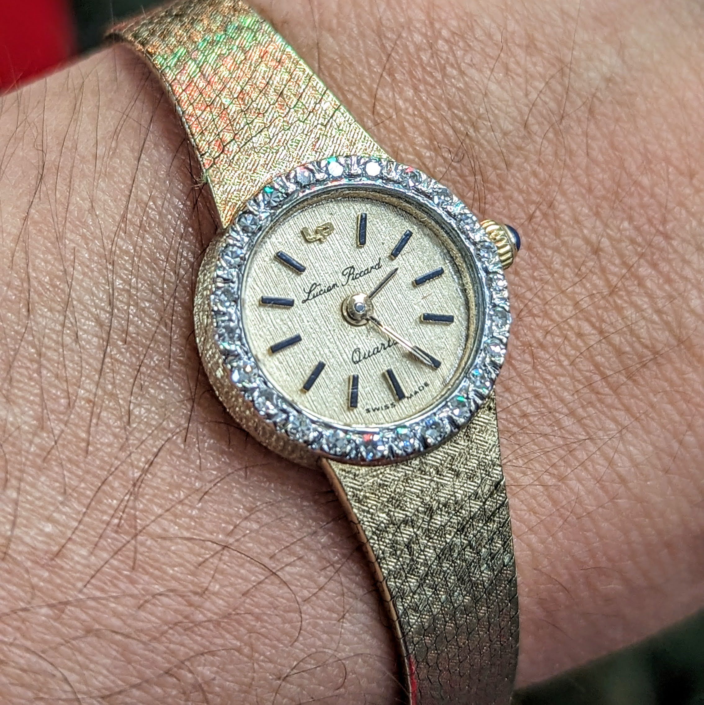 Ladies LUCIEN PICCARD Quartz Watch - ALL 14K Solid GOLD & Diamond Bezel Swiss Vintage Wristwatch