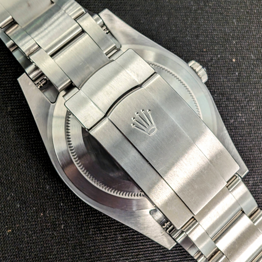ROLEX Oyster Perpetual 39mm Ref. 114300 Blue Dial Superlative Chronome ...