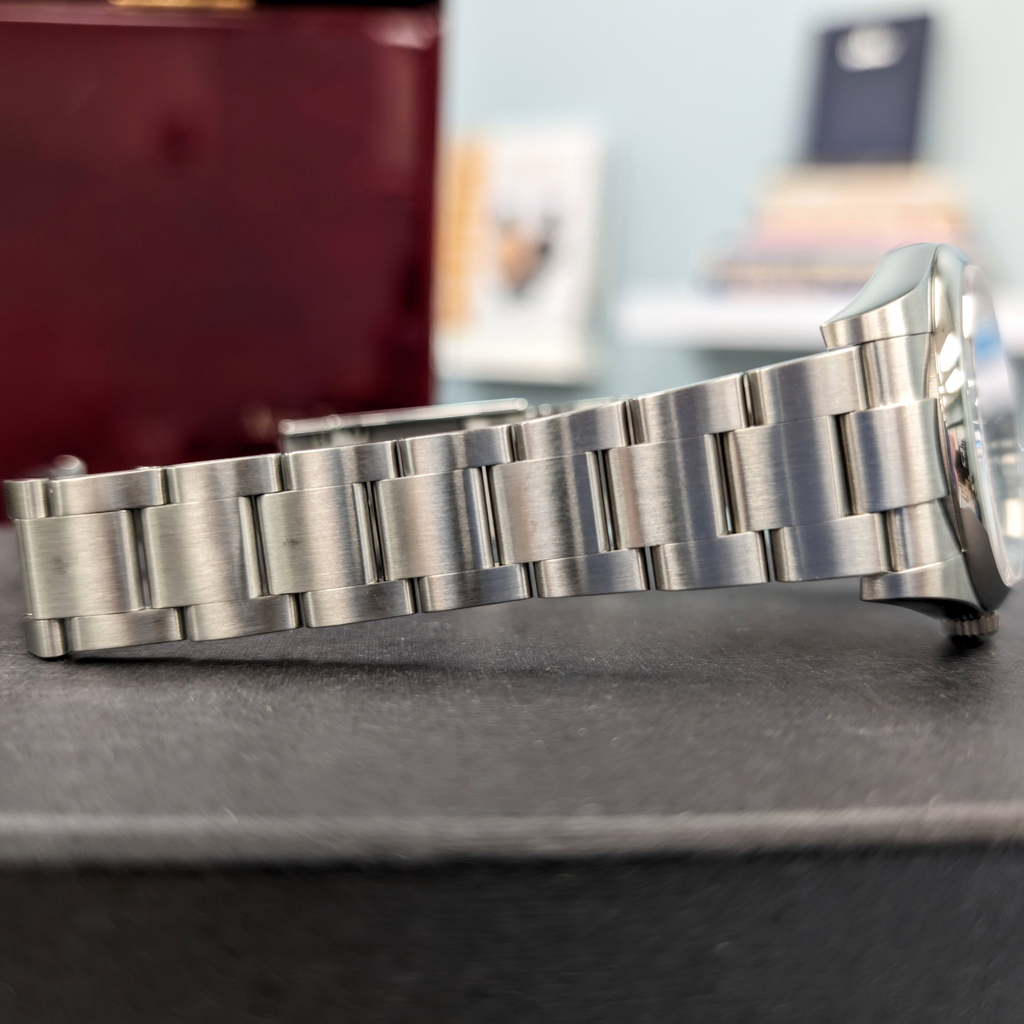 ROLEX Oyster Perpetual 39mm Ref. 114300 Blue Dial Superlative Chronome ...