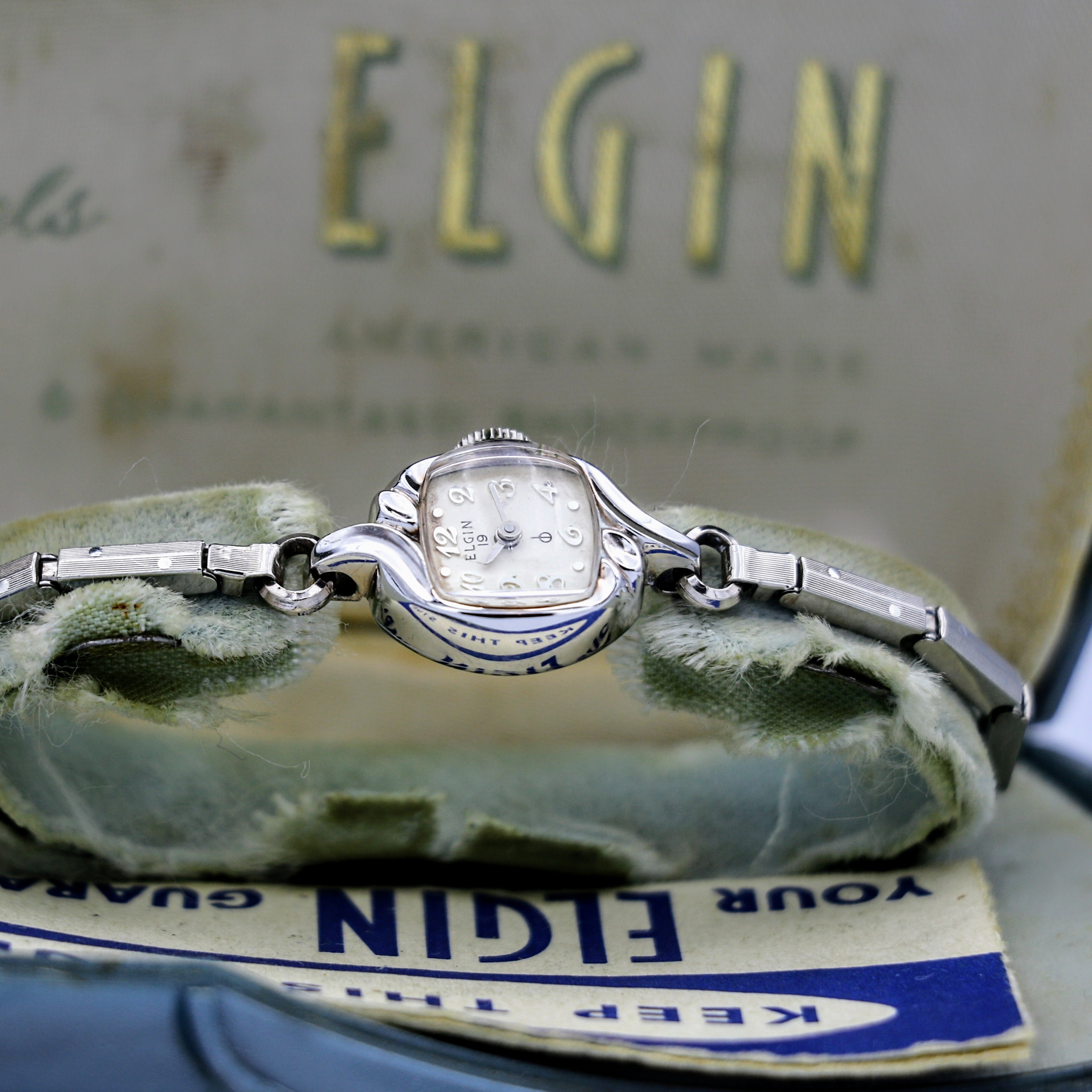 Vintage women's hotsell elgin watches
