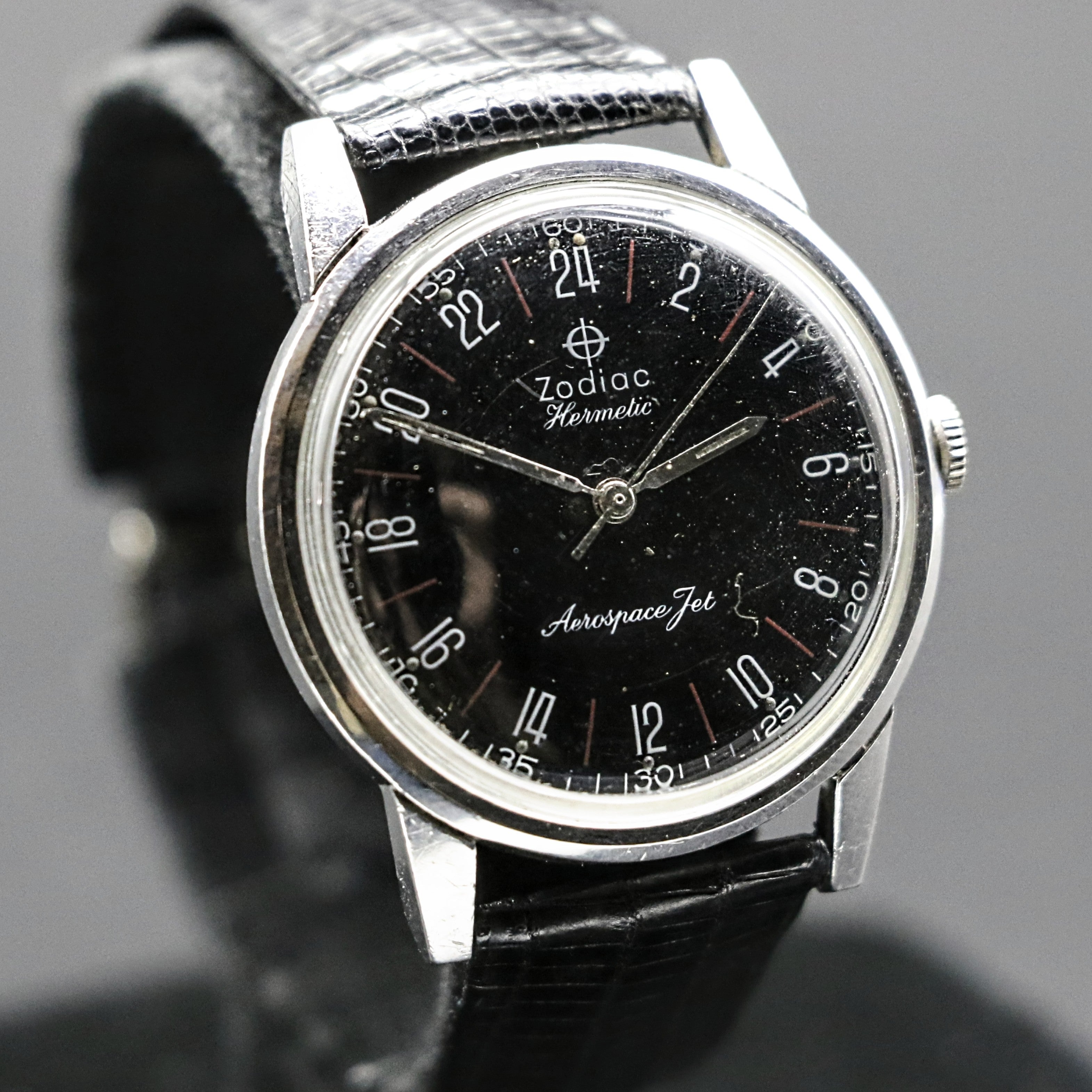 ZODIAC Hermetic Aerospace Jet Wristwatch Cal. 721 17 Jewels Swiss Watch