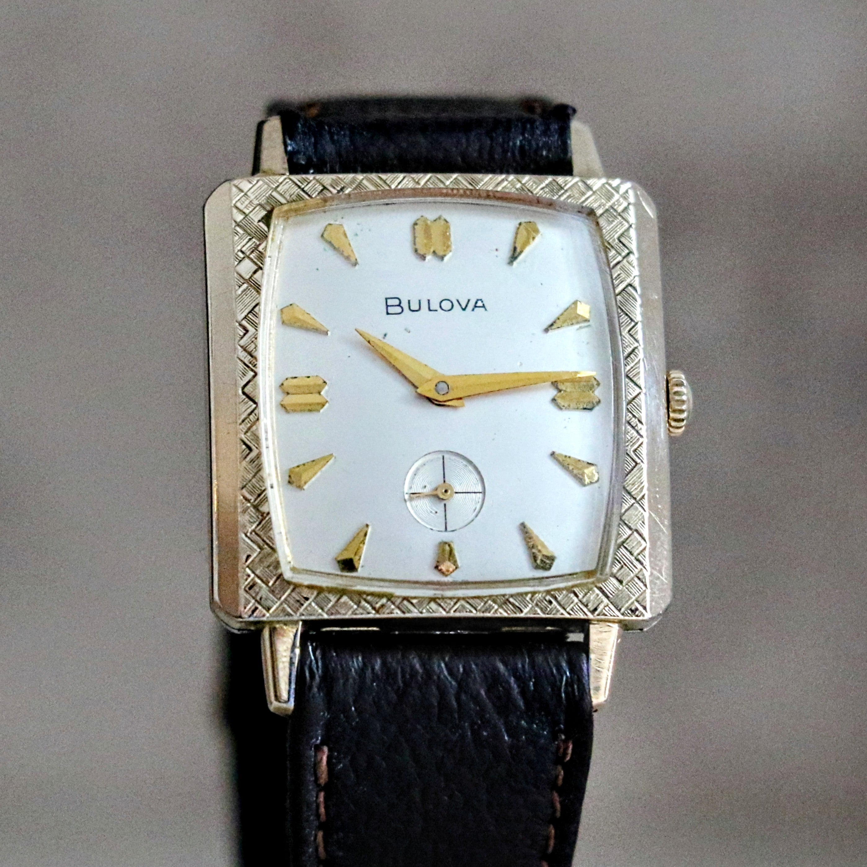 1963 BULOVA Senator G Watch Stunning Case Design 17 Jewels Wristwatc SECOND HAND HOROLOGY