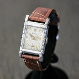 Vintage 1947 ELGIN Wristwatch Caliber 557 15 Jewels 4 Adjustments USA Made Watch