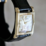 Vintage GRENNCO By AUREOLE Watch Fancy Case 17 Jewels Swiss Made Wristwatch
