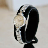 1955 HAMILTON JENNY-B Ladies Watch Grade 757 22 Jewels USA Made Wristwatch