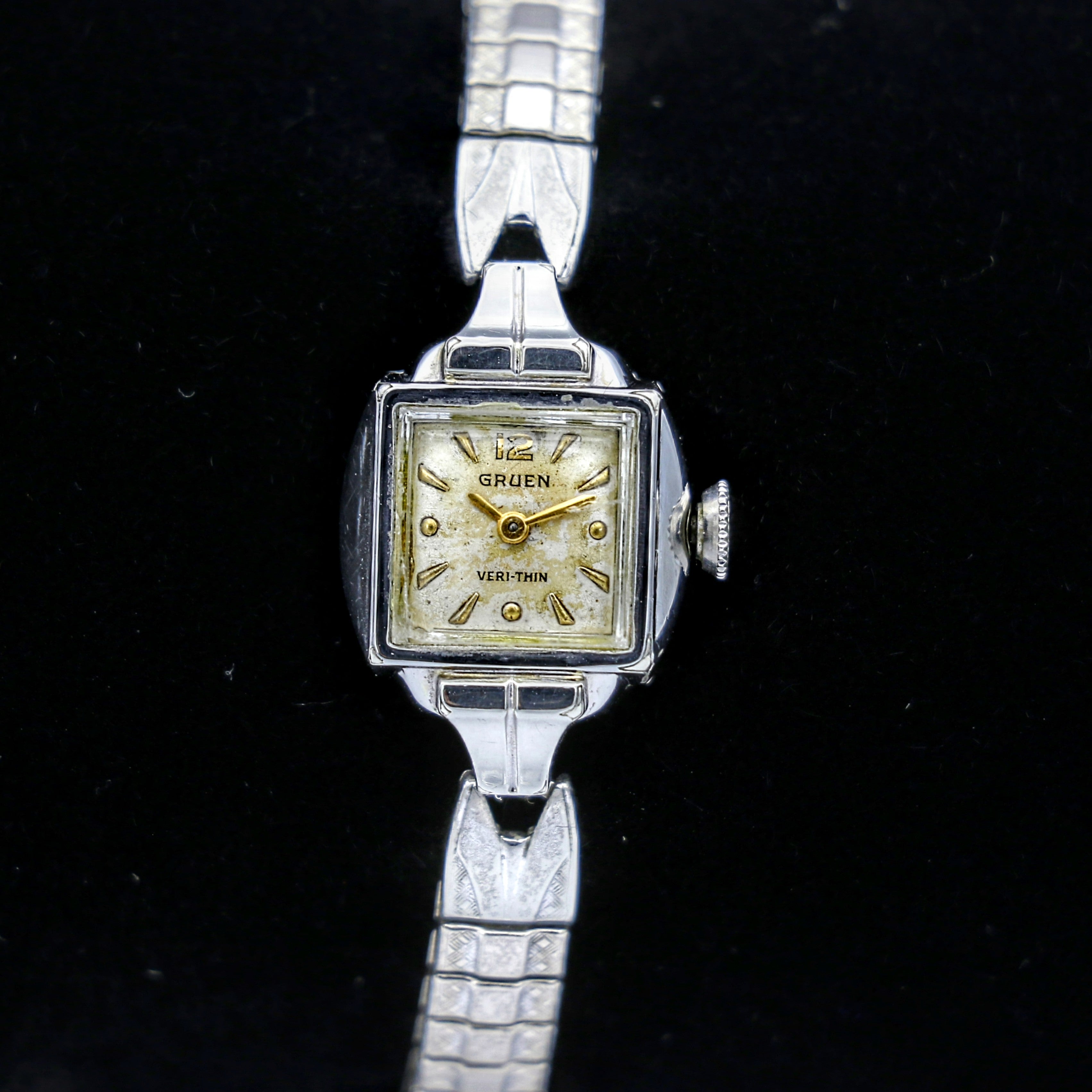 Vintage GRUEN Veri-Thin Ladies Wristwatch Cal. 211 Style 624 Swiss Made Watch