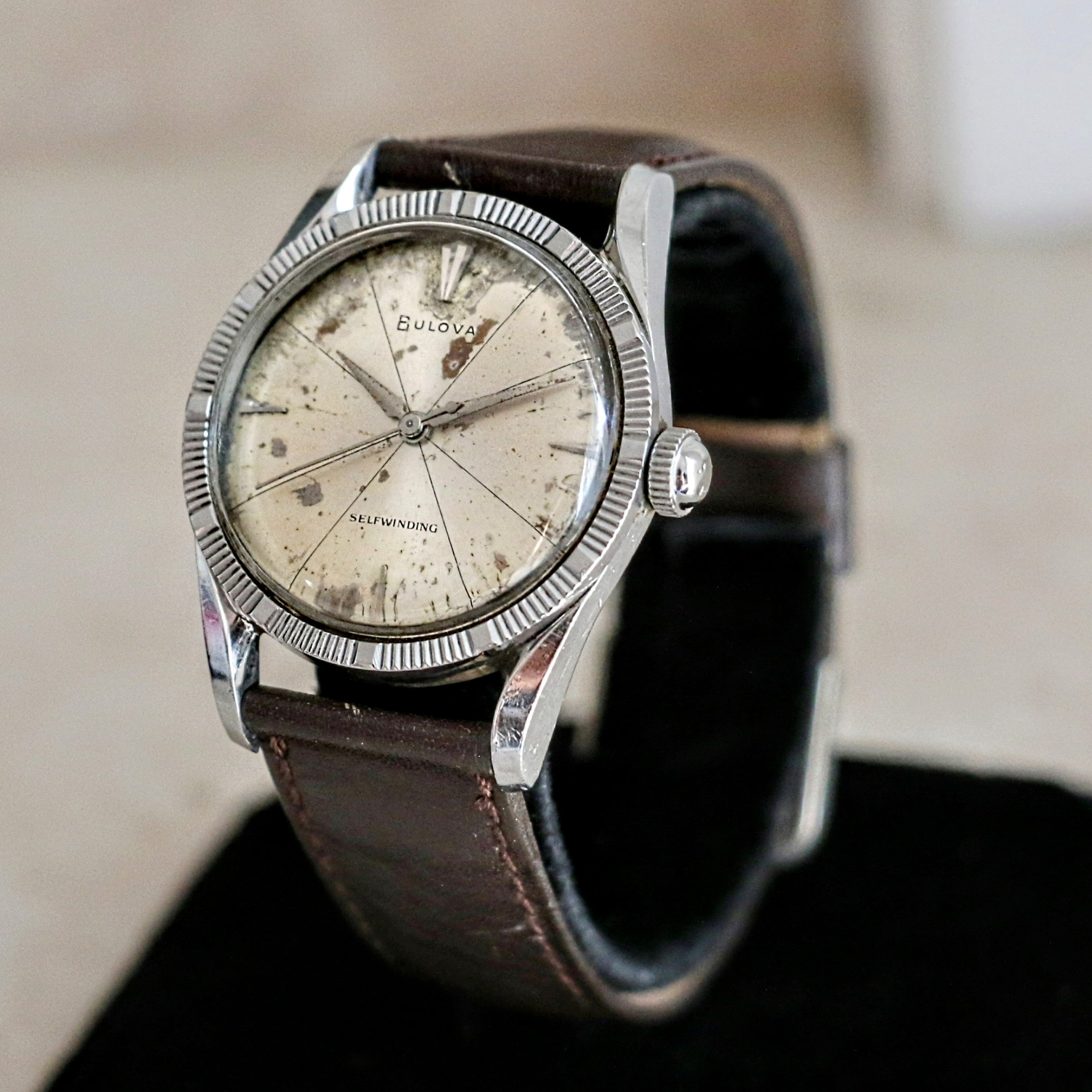 1966 BULOVA Model 511133 "White" Automatic Watch Case Design 17 Jewels Wristwatch