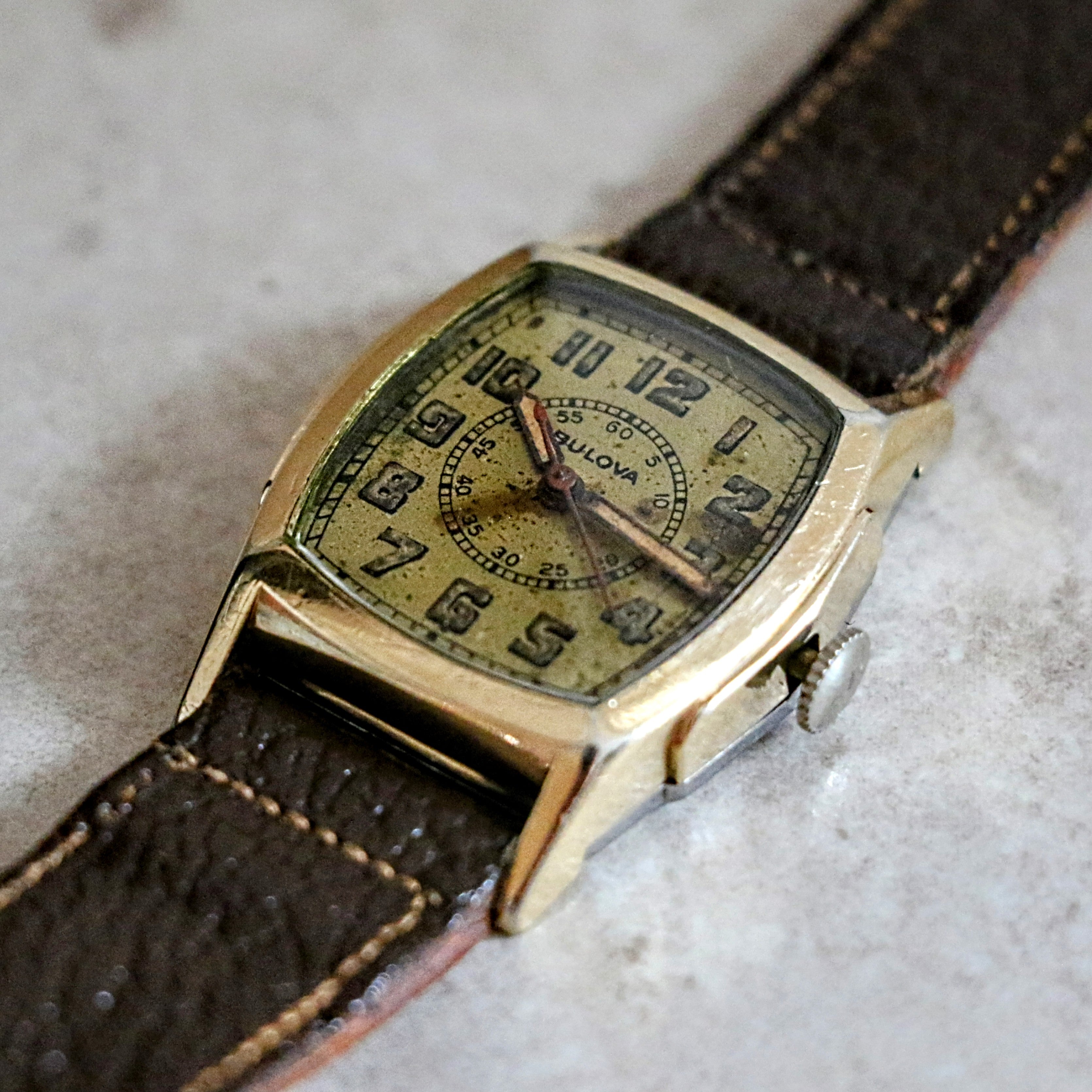 1943 BULOVA WWII Medical Officer Wristwatch Cal. 10BA 17 Jewels Doctors Watch