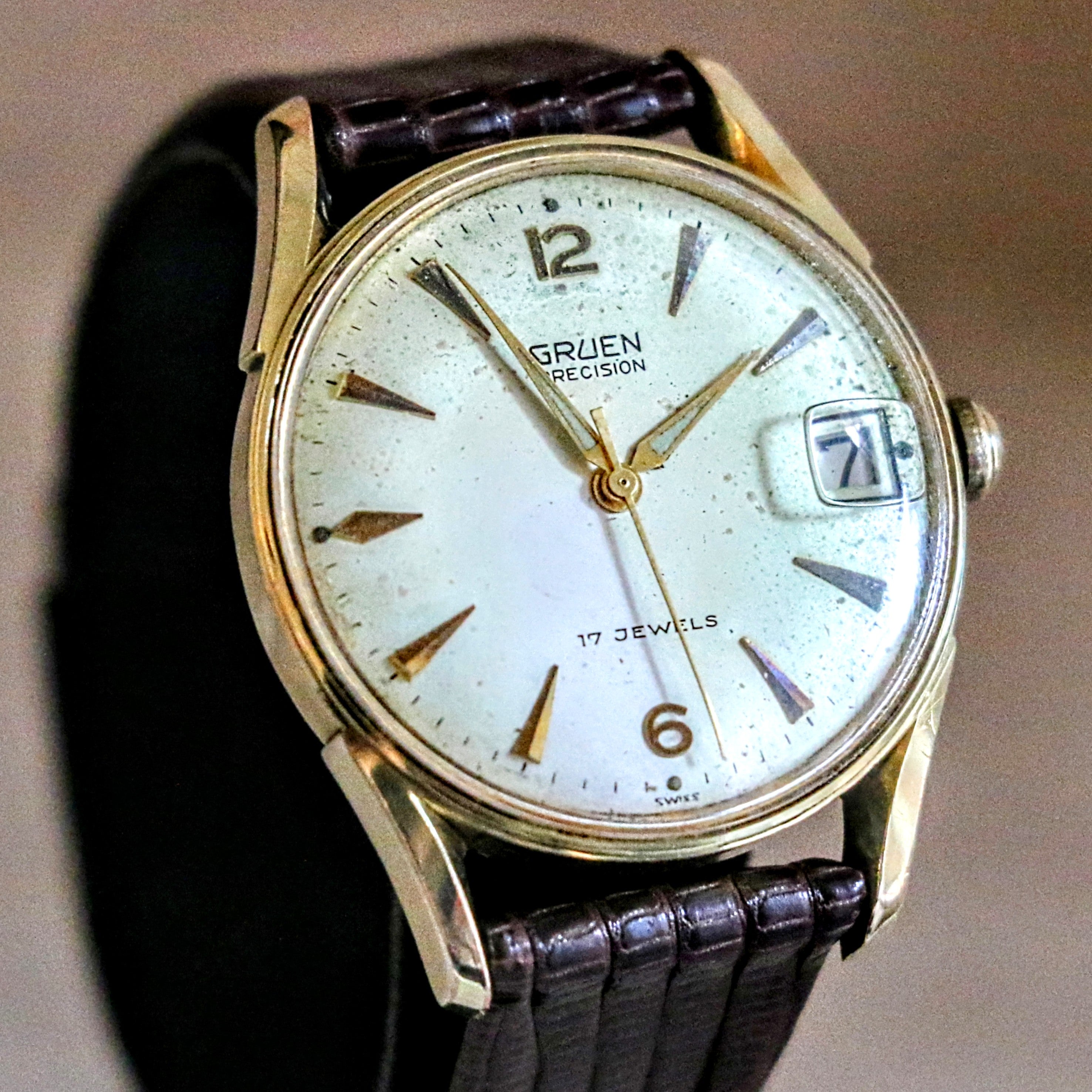 GRUEN Precision Wristwatch Sweep Second Cal. N510CA 17 Jewels Vintage Watch
