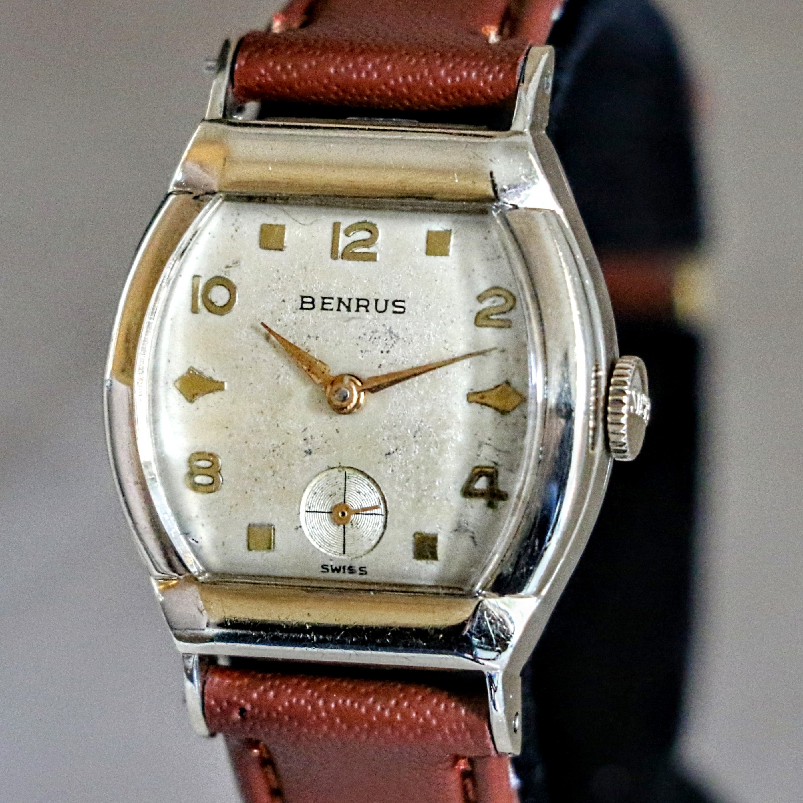 Vintage benrus hotsell watch value