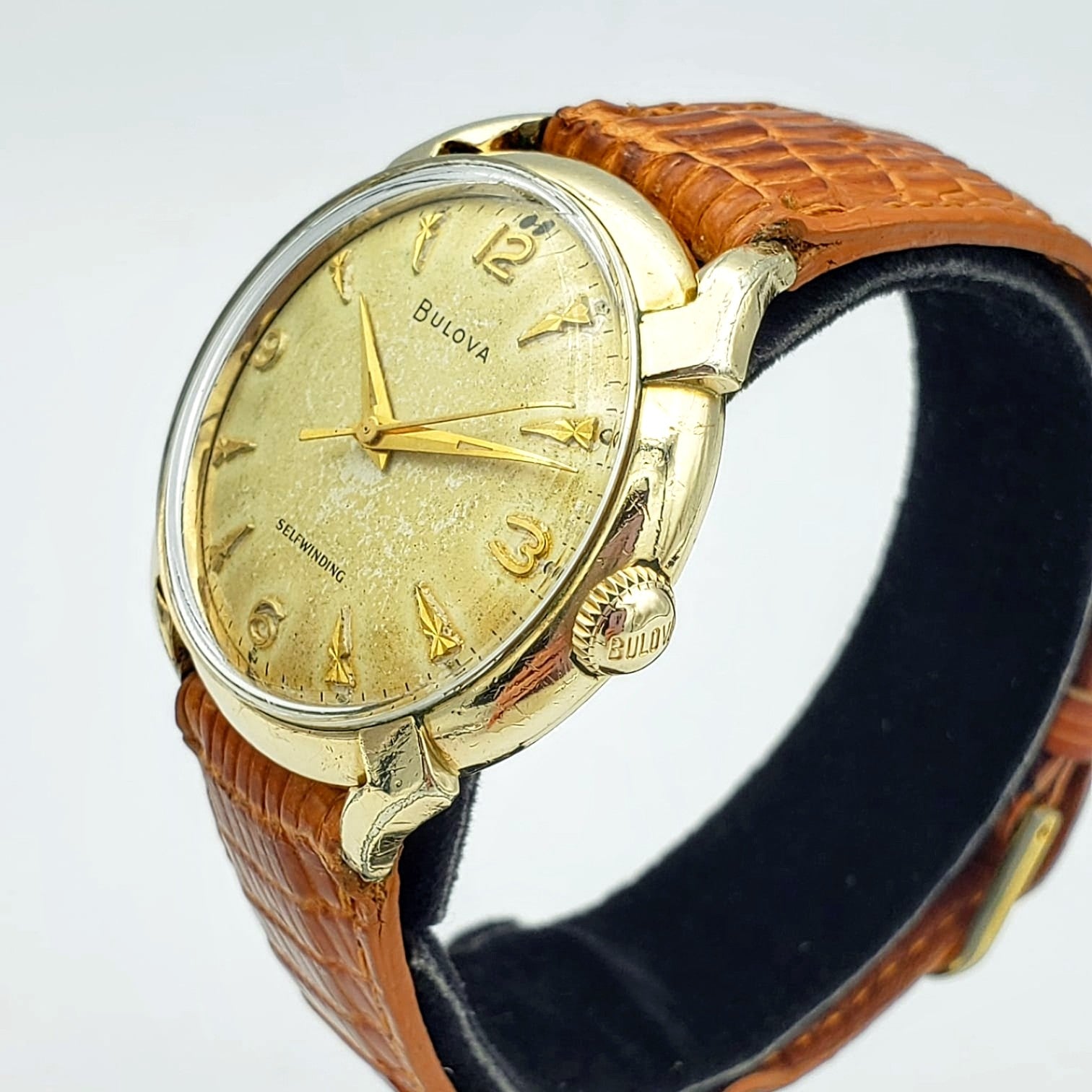 1956 BULOVA Golden Clipper Wristwatch Automatic Swiss Cal 11ACAC 17J Watch