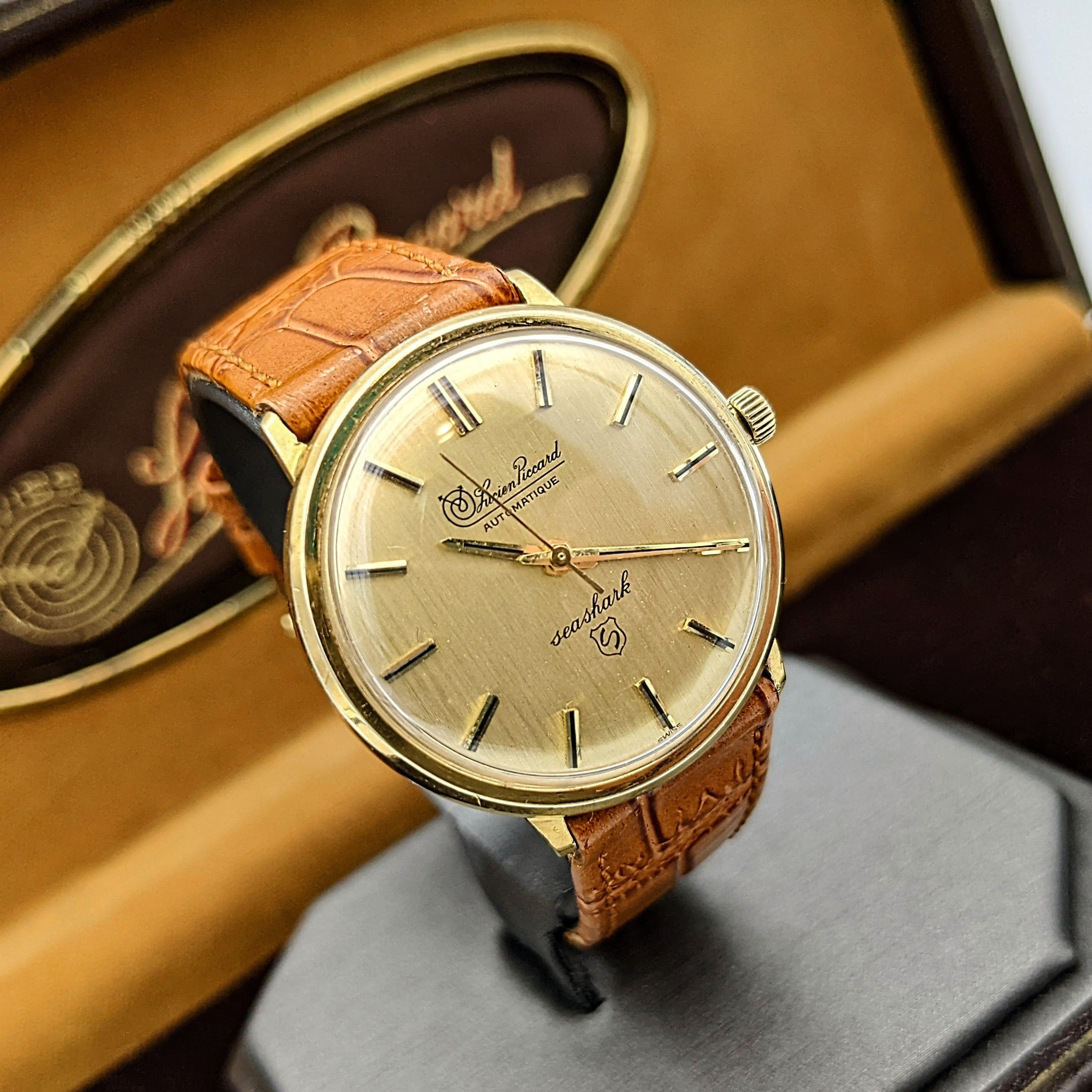 LUCIEN PICCARD Automatique Seashark Swiss Made SECOND HAND HOROLOGY