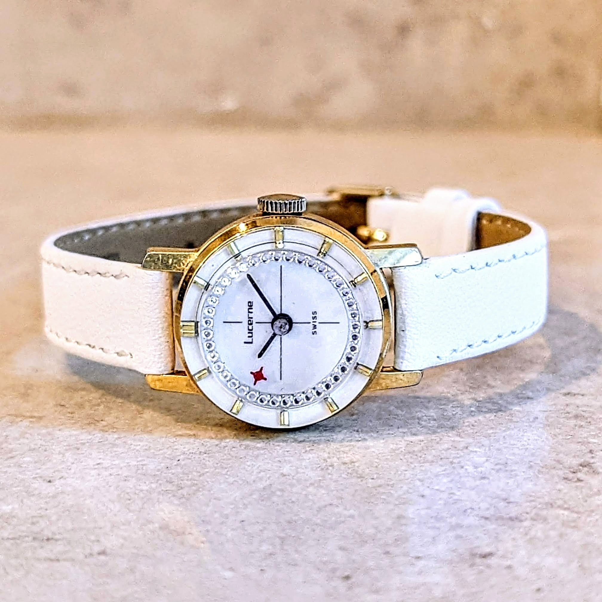 Vintage LUCERNE Mystery Dial Wristwatch Swiss Caliber Baumgartner 911 Very Neat Watch