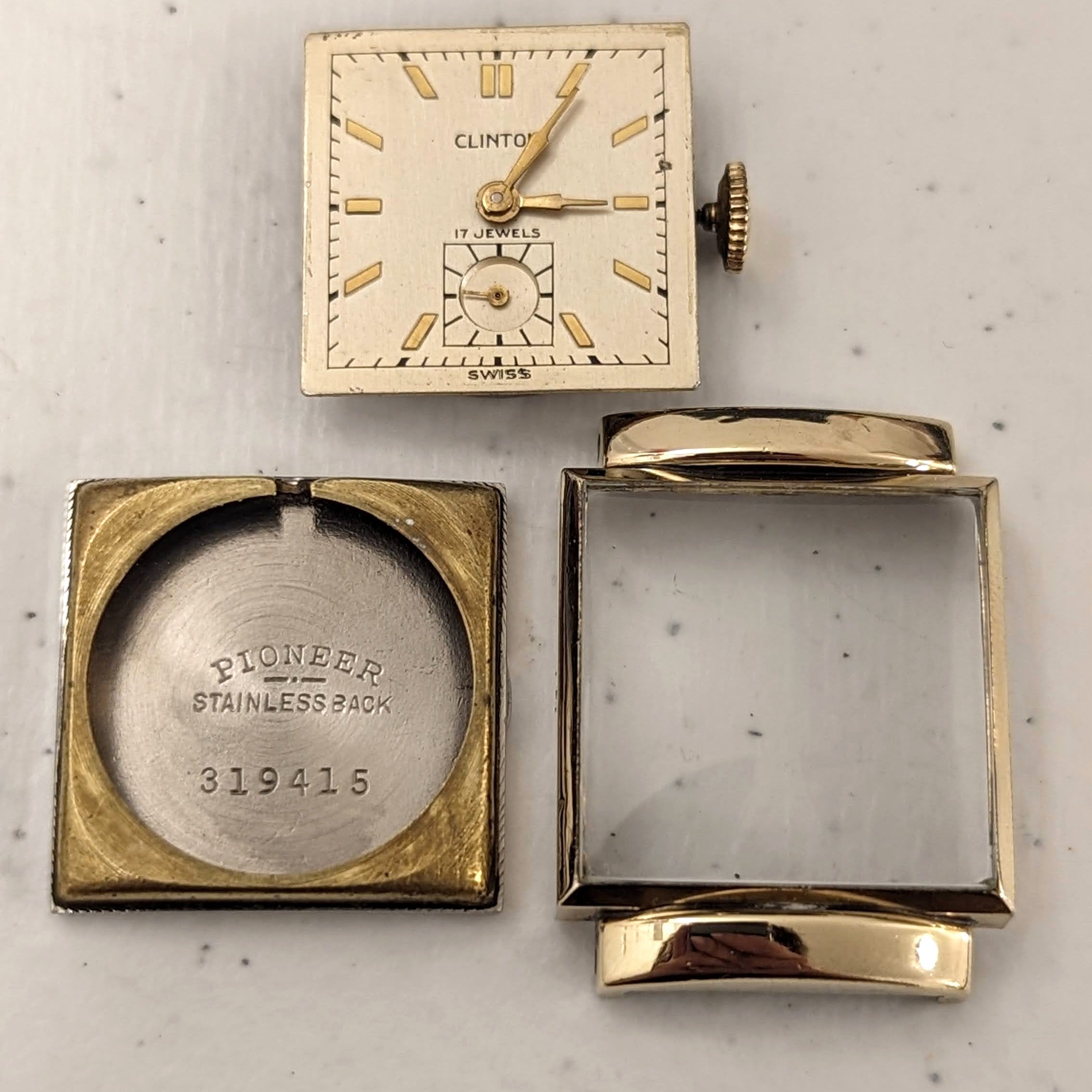 1940's CLINTON Watch 17 Jewels 23mm Fancy Lug Design Vintage Swiss Wristwatch