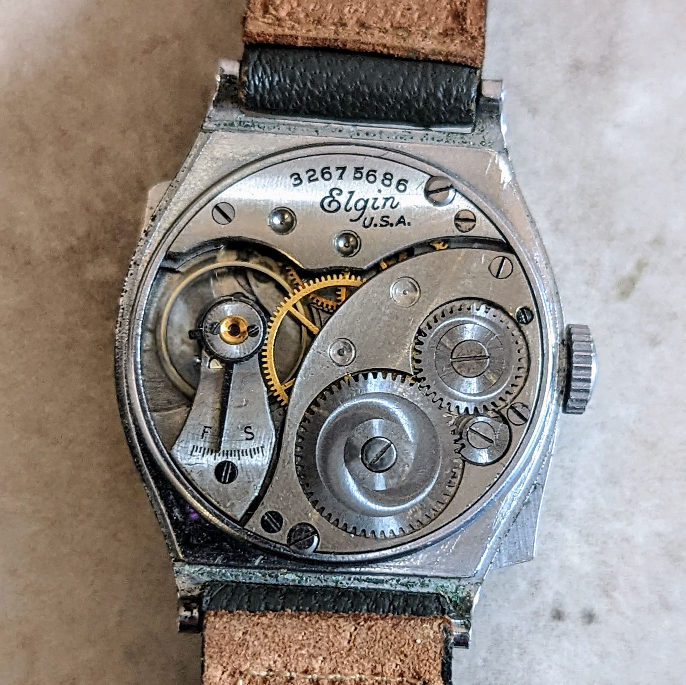 1931 ELGIN Legionnaire Art Deco Watch Grade 485 USA Made Wristwatch - In BOX!