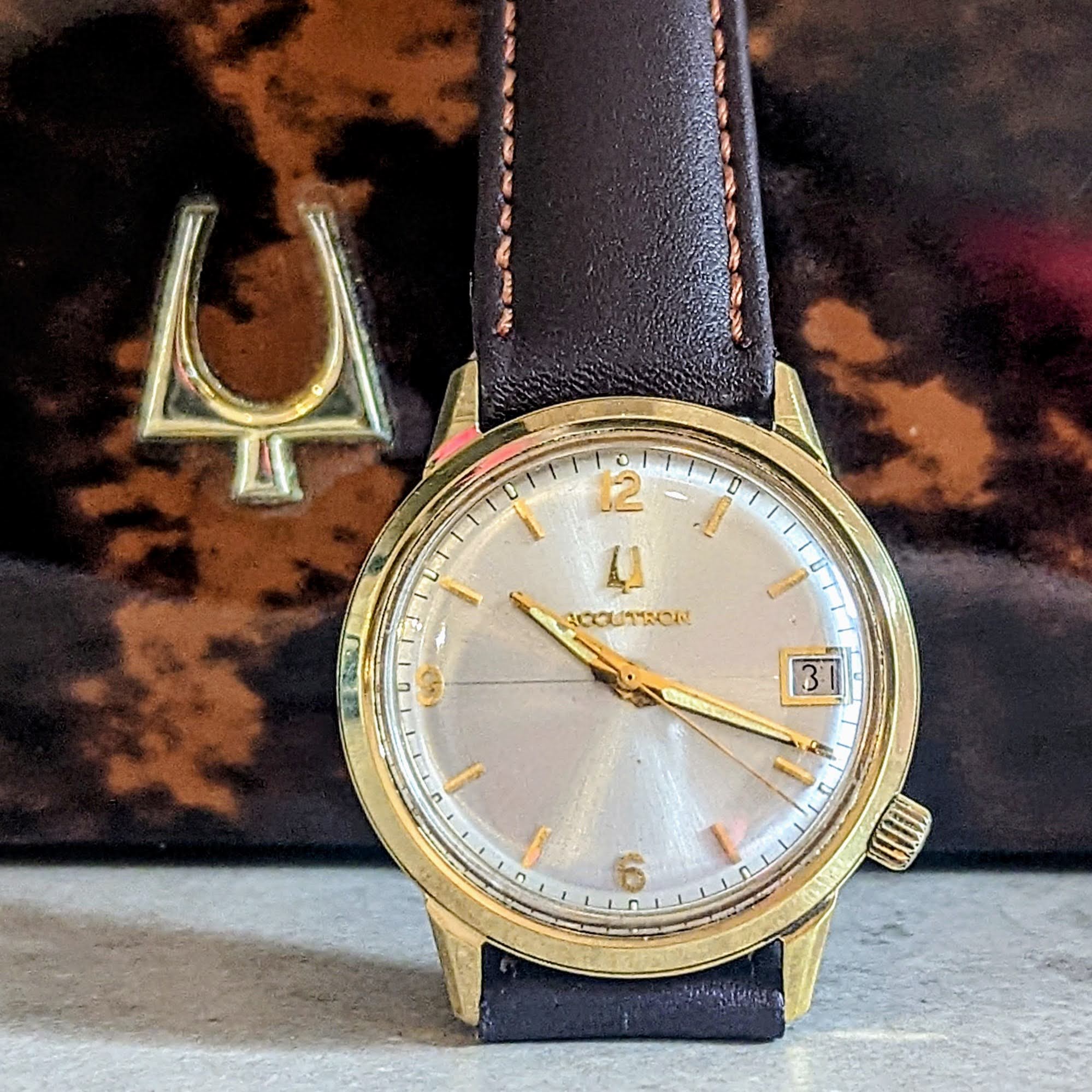 1976 BULOVA Accutron Calendar Watch Tunning Fork 2192.10 Wristwatch