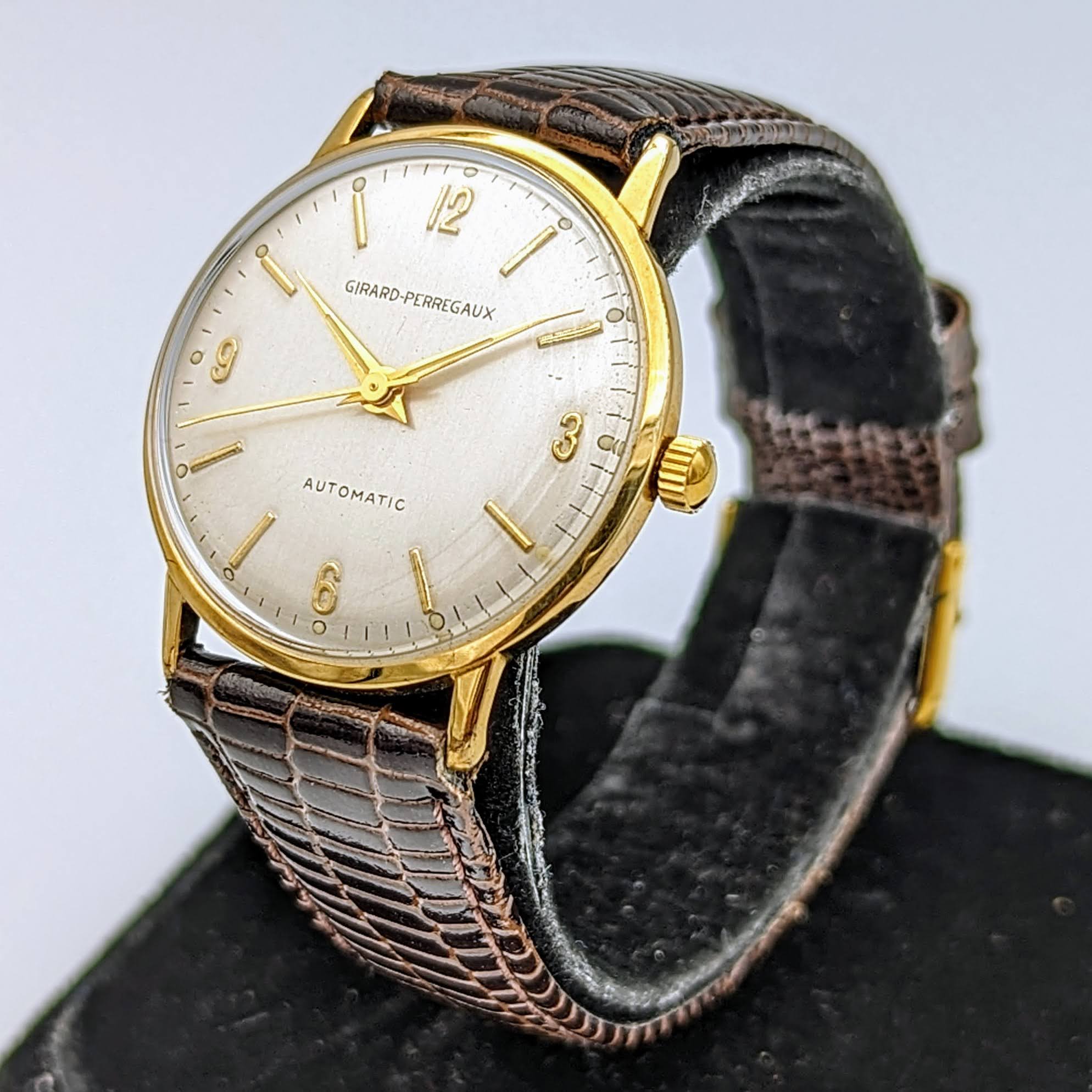 GIRARD-PERREGAUX Automatic Wristwatch Swiss Caliber GP170 17 Jewels Vintage Watch