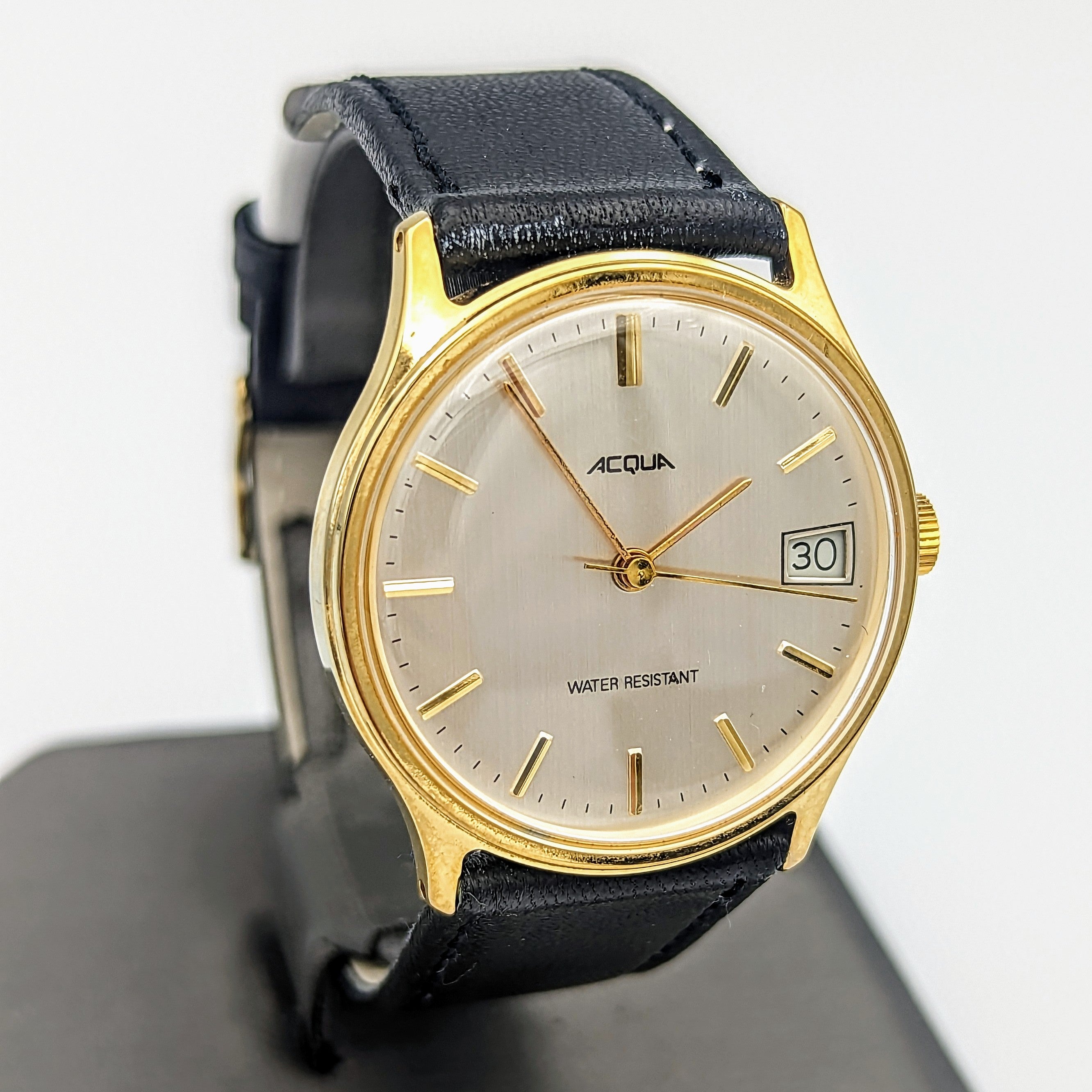 Acqua hotsell watch vintage