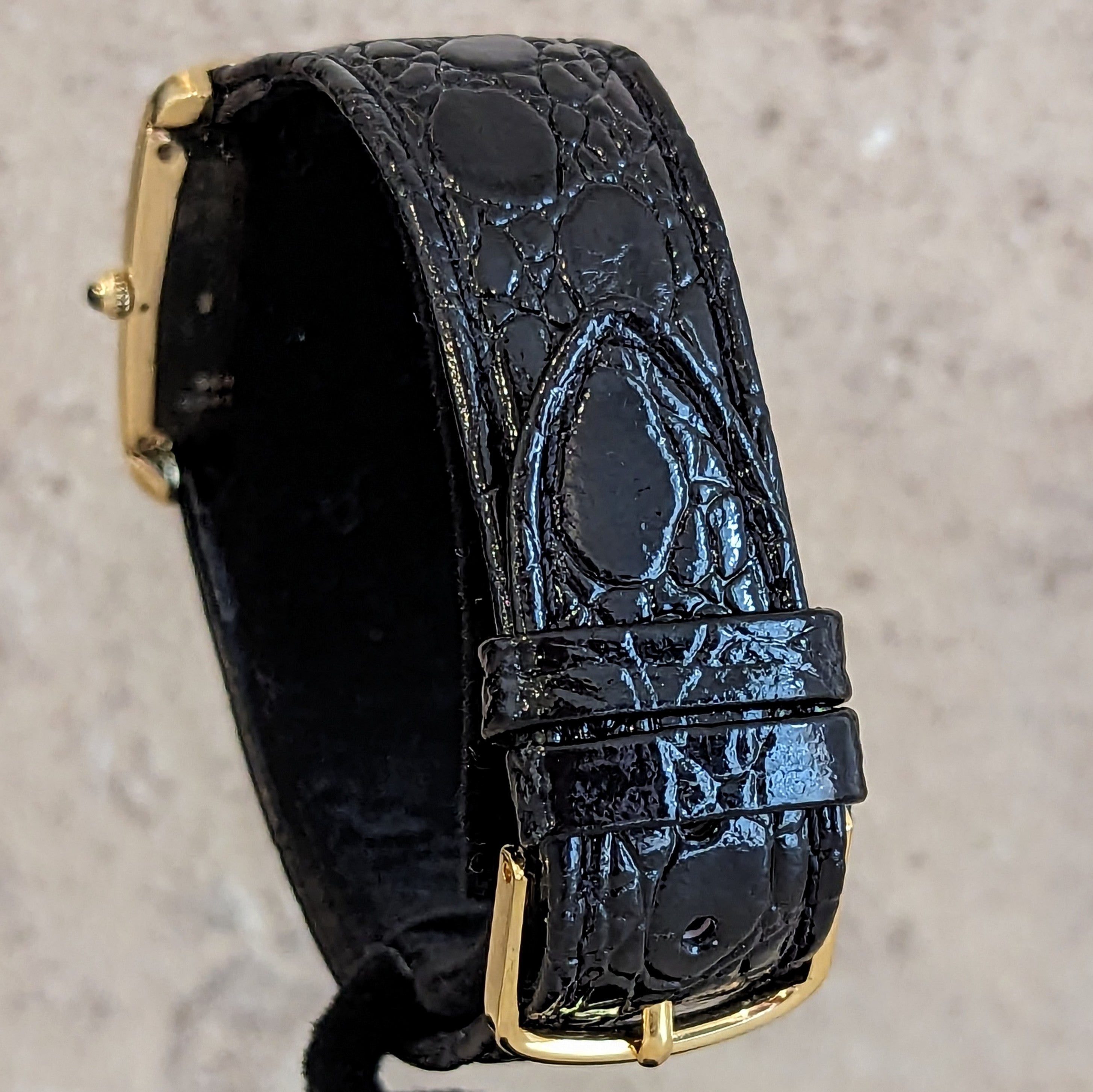 Vintage PIAGET Wristwatch 18K Gold ULTRA-THIN Movement Cal. 9P 18 Jewels Watch