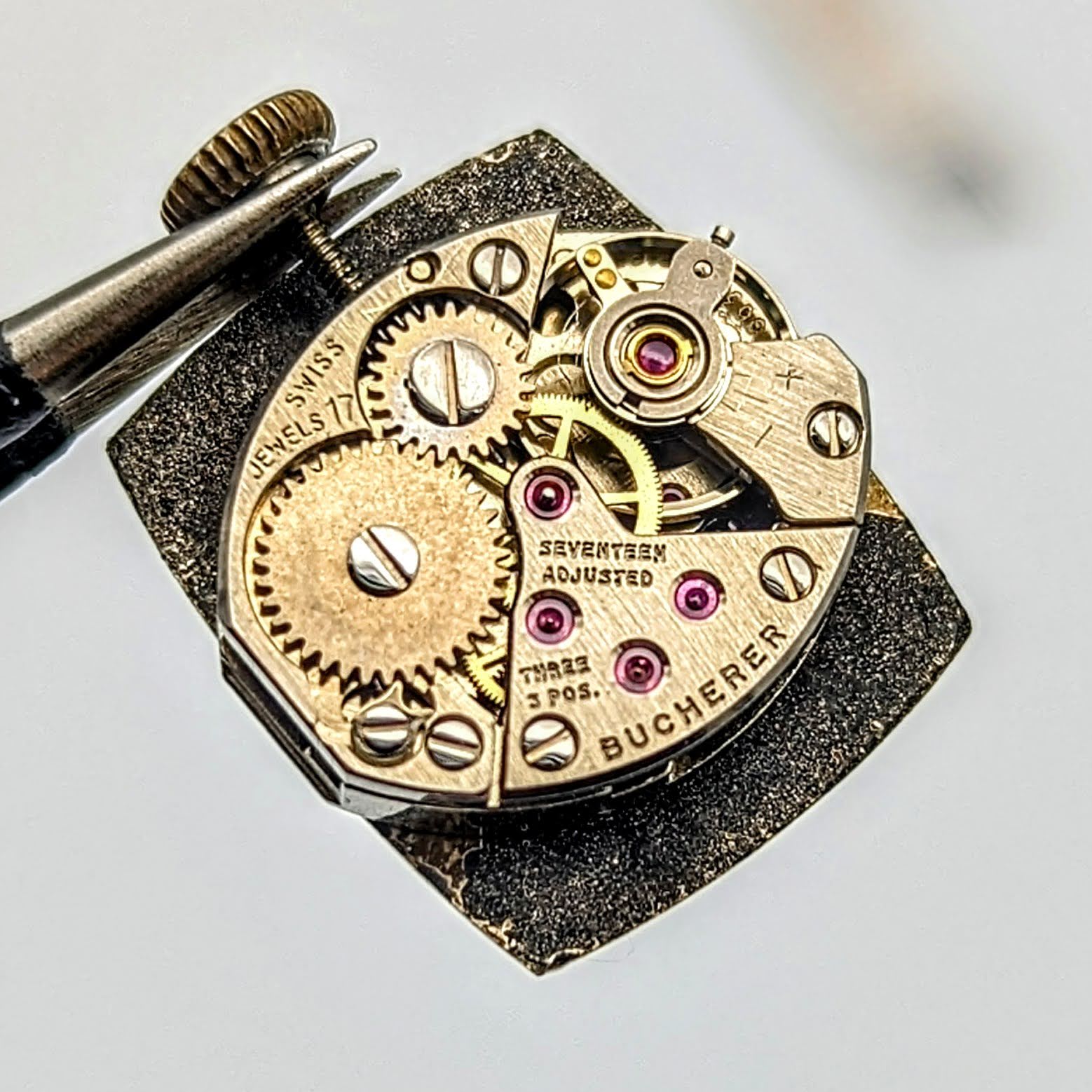 Beautiful BUCHERER Ladies Wristwatch 17 Jewels Cal.6630 Swiss Made Wat SECOND HAND HOROLOGY