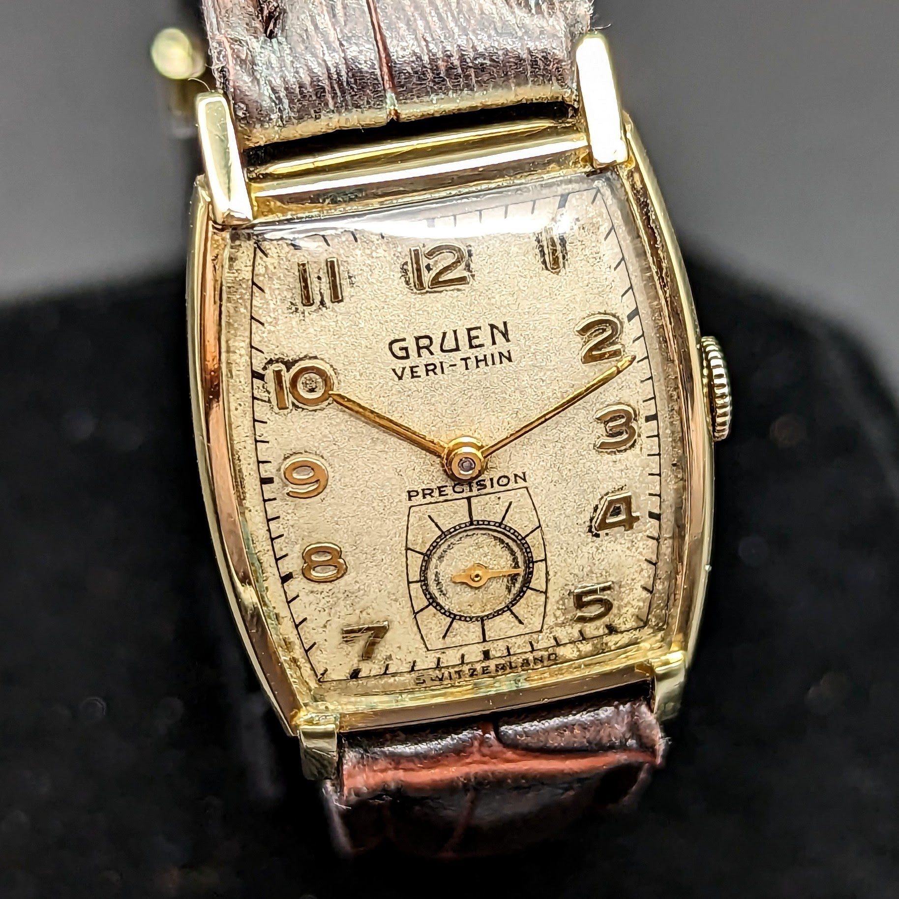 GRUEN Precision Wristwatch 14K GOLD Swiss Cal. 430 17 Jewel